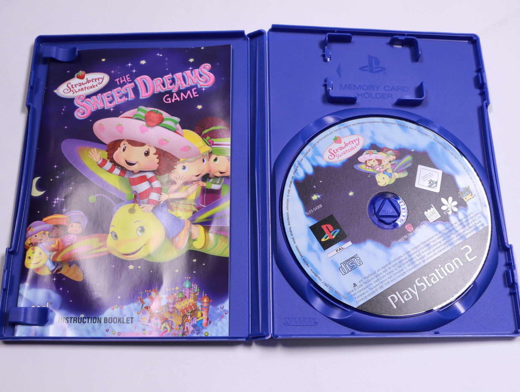 Playstation 2 - Strawberry Shortcake: The Sweet Dreams Game - Eko Software - productfoto 3