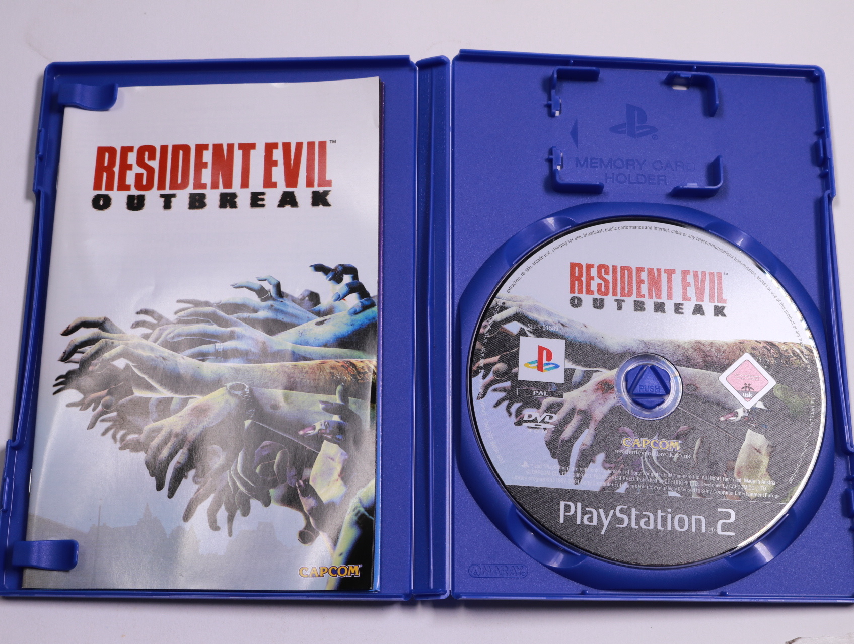 PlayStation 2 - Resident Evil Outbreak - PlayStation - productfoto 3