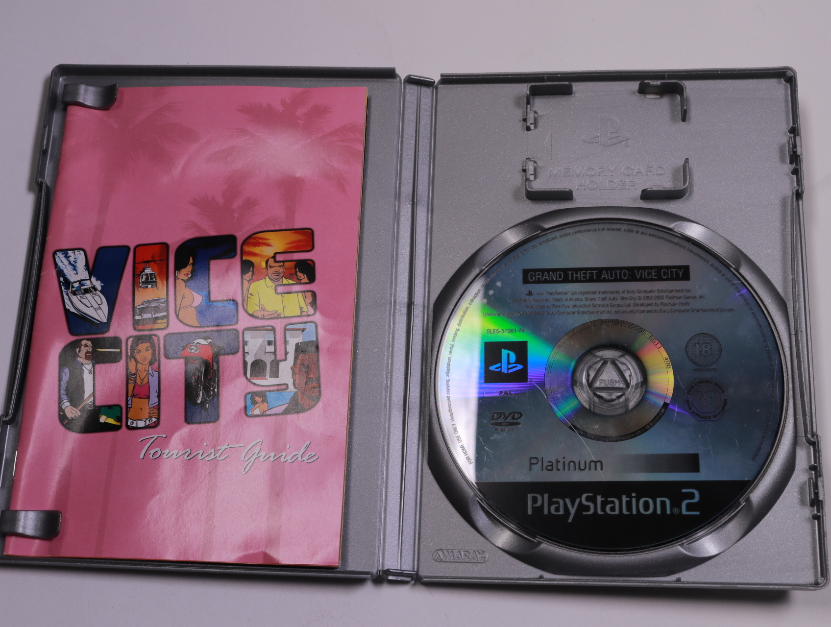 Playstation 2 - Grand Theft Auto: Vice City [Platinum] - Rockstar Games - productfoto 3