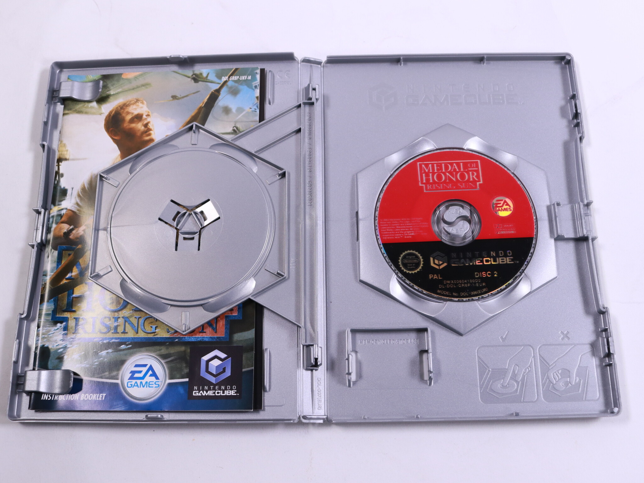 GameCube - Medal of Honor: Rising Sun [Player's Choice] - EA Los Angeles - productfoto 4