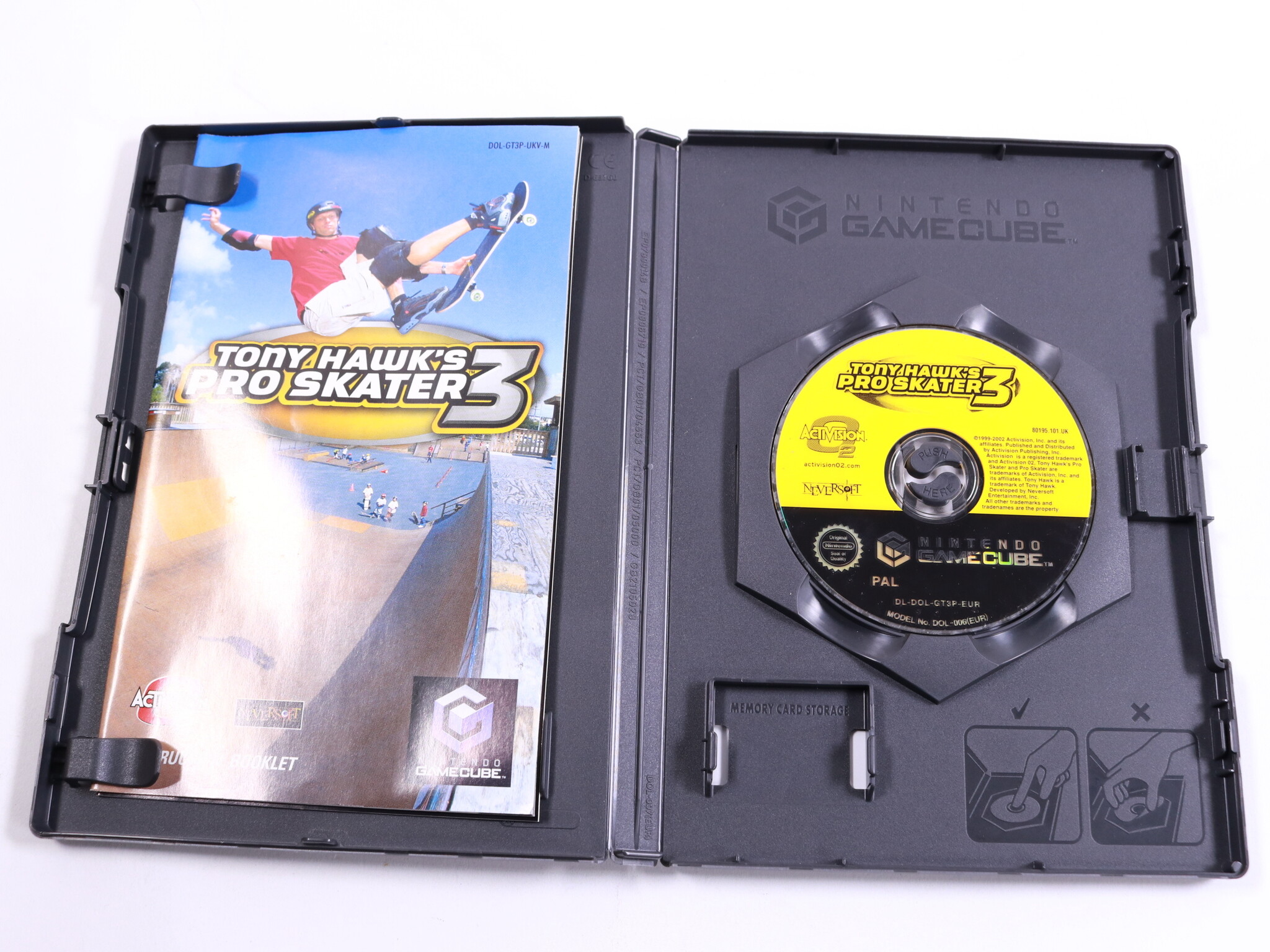 GameCube - Tony Hawk's Pro Skater 3 - Neversoft - productfoto 2