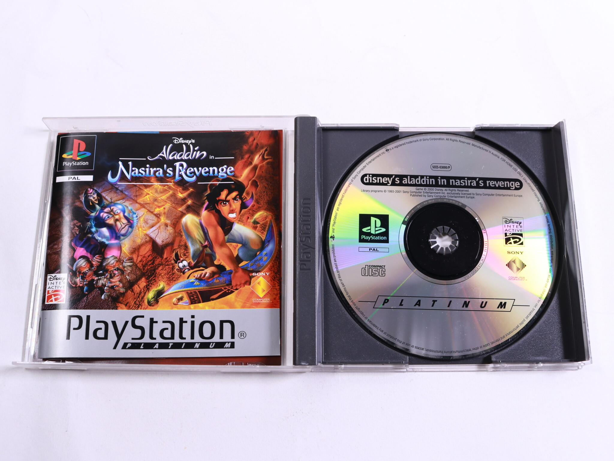 PlayStation 1 - Aladdin in Nasira's Revenge [Platinum] - Disney Interactive Studios - productfoto 2