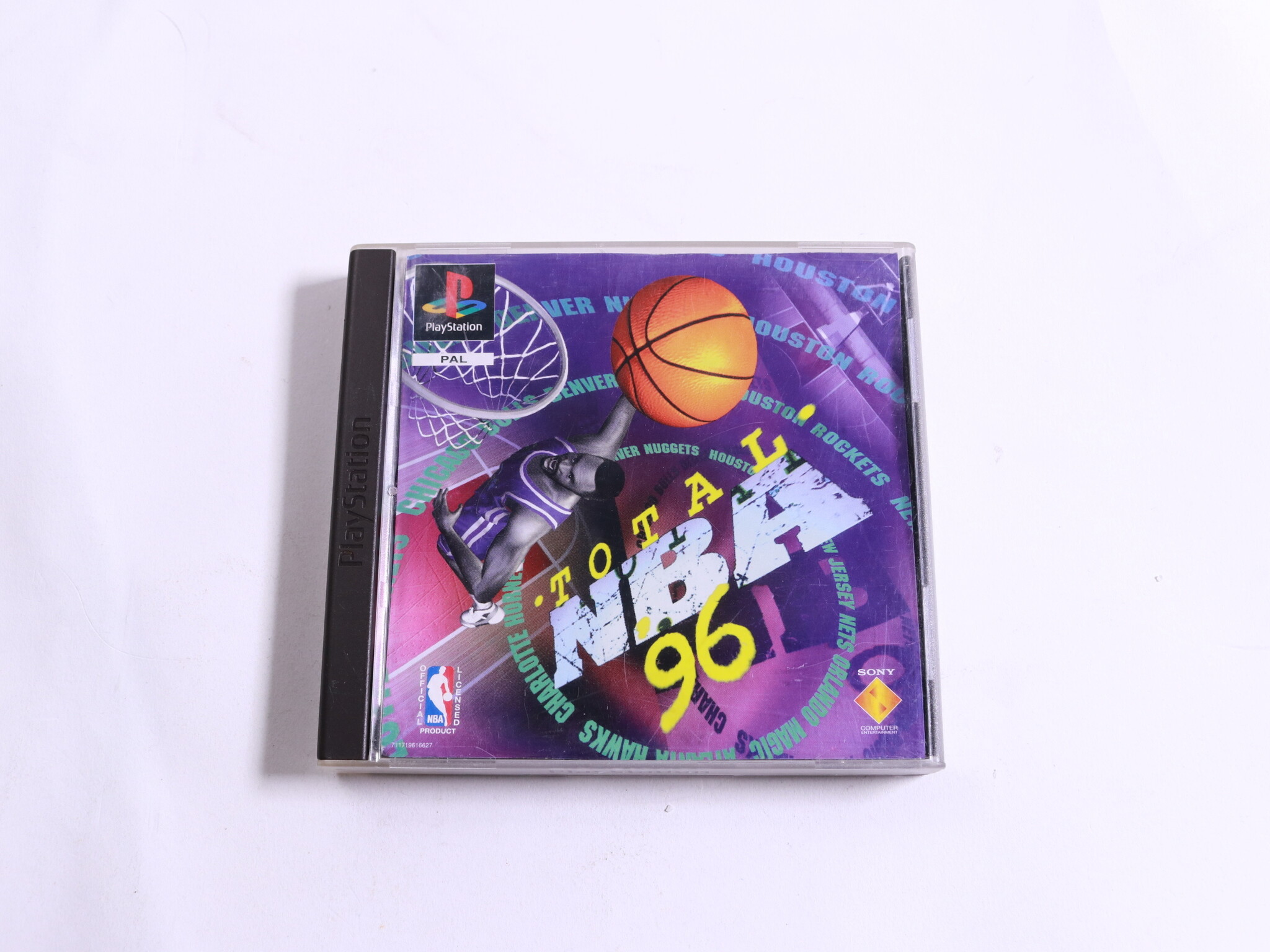 PlayStation 1 - Total NBA '96  [No Manual]