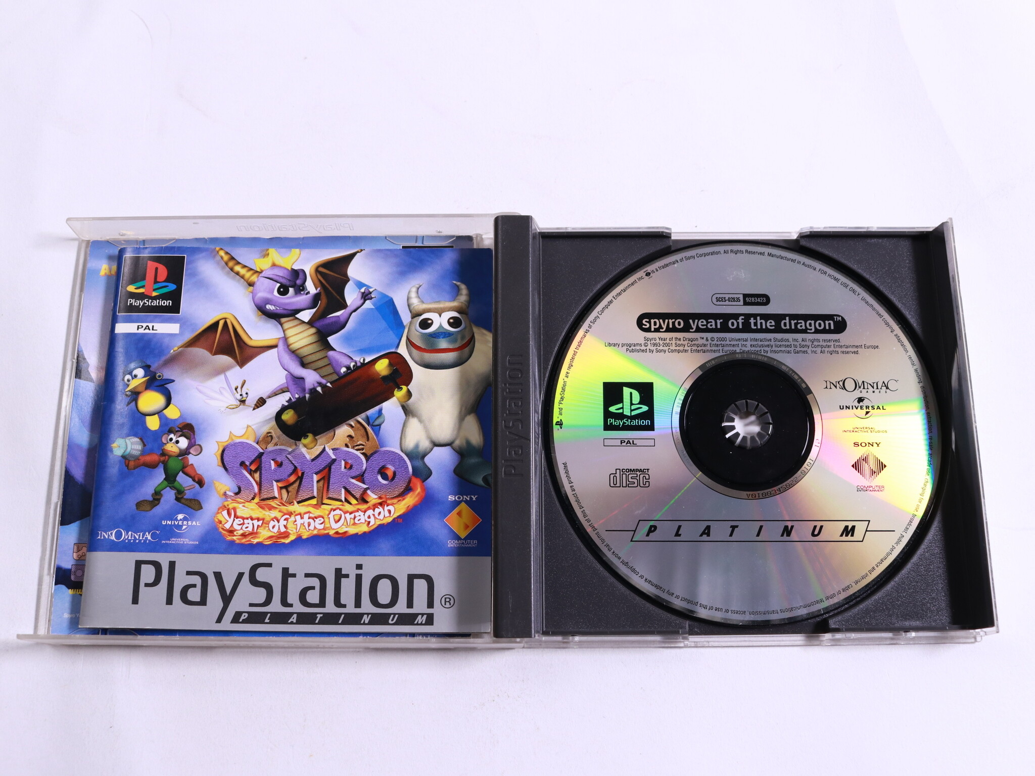 PlayStation 1 - Spyro: Year of the Dragon [Platinum Hits] - Insomniac Games - productfoto 2