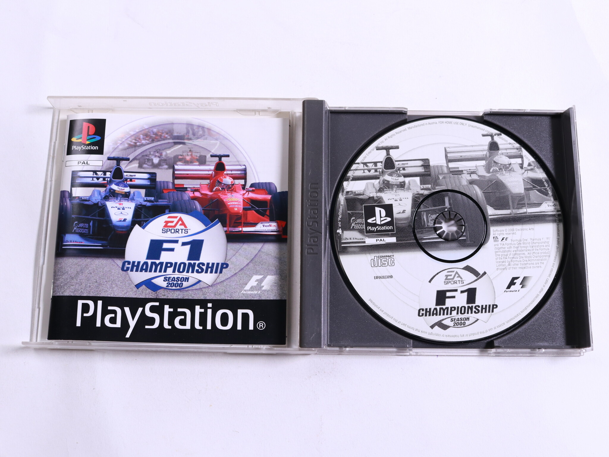 PlayStation 1 - F1 Championship Season 2000 - EA Sports - productfoto 2