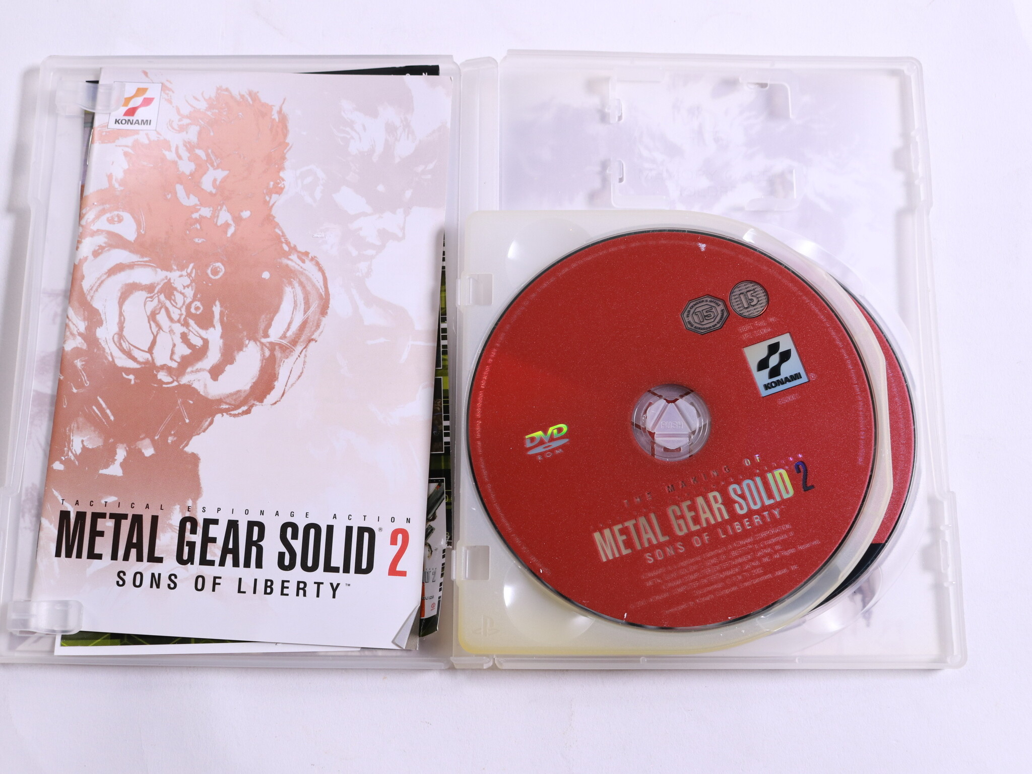 Playstation 2 - Metal Gear Solid 2: Sons of Liberty - Konami - productfoto 2
