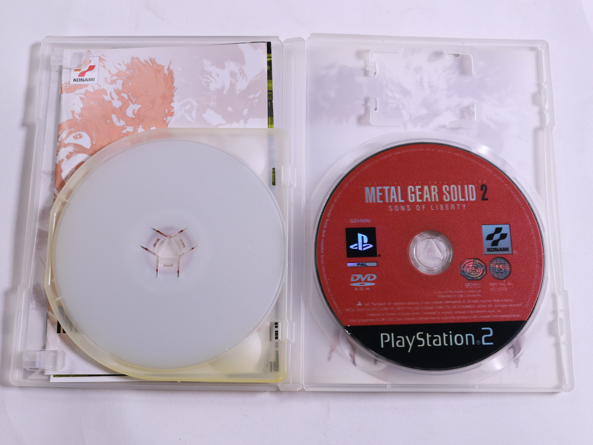 Playstation 2 - Metal Gear Solid 2: Sons of Liberty - Konami - productfoto 3