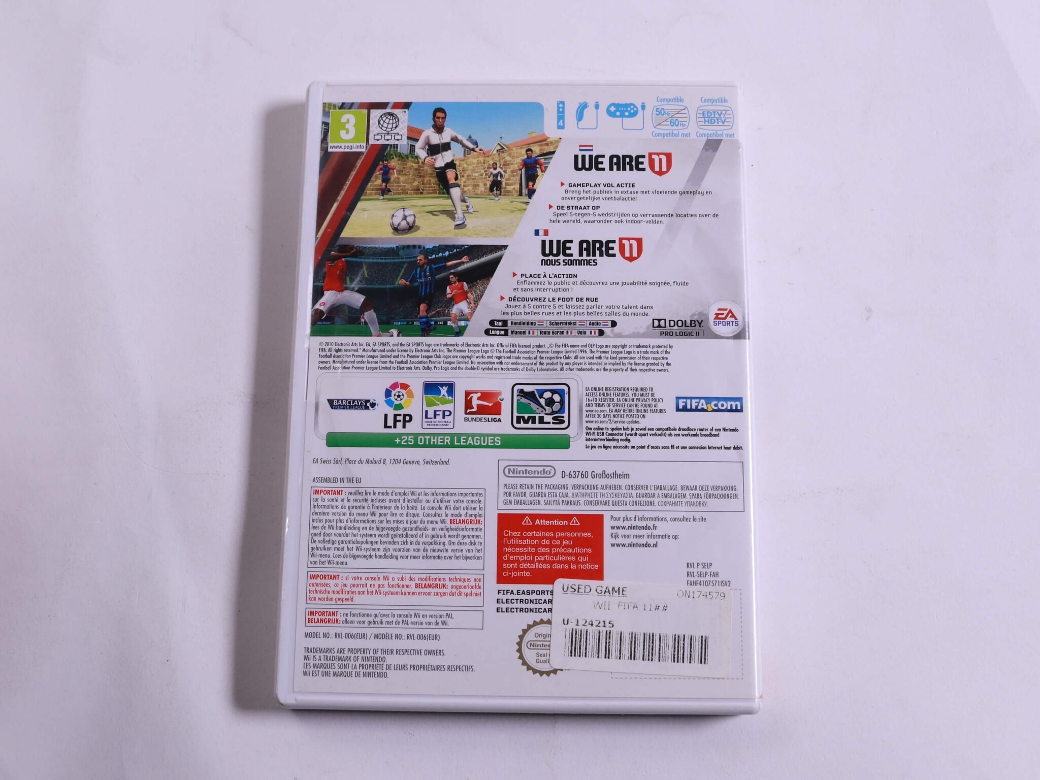 Wii - FIFA Soccer 11 - EA Sports - productfoto 3