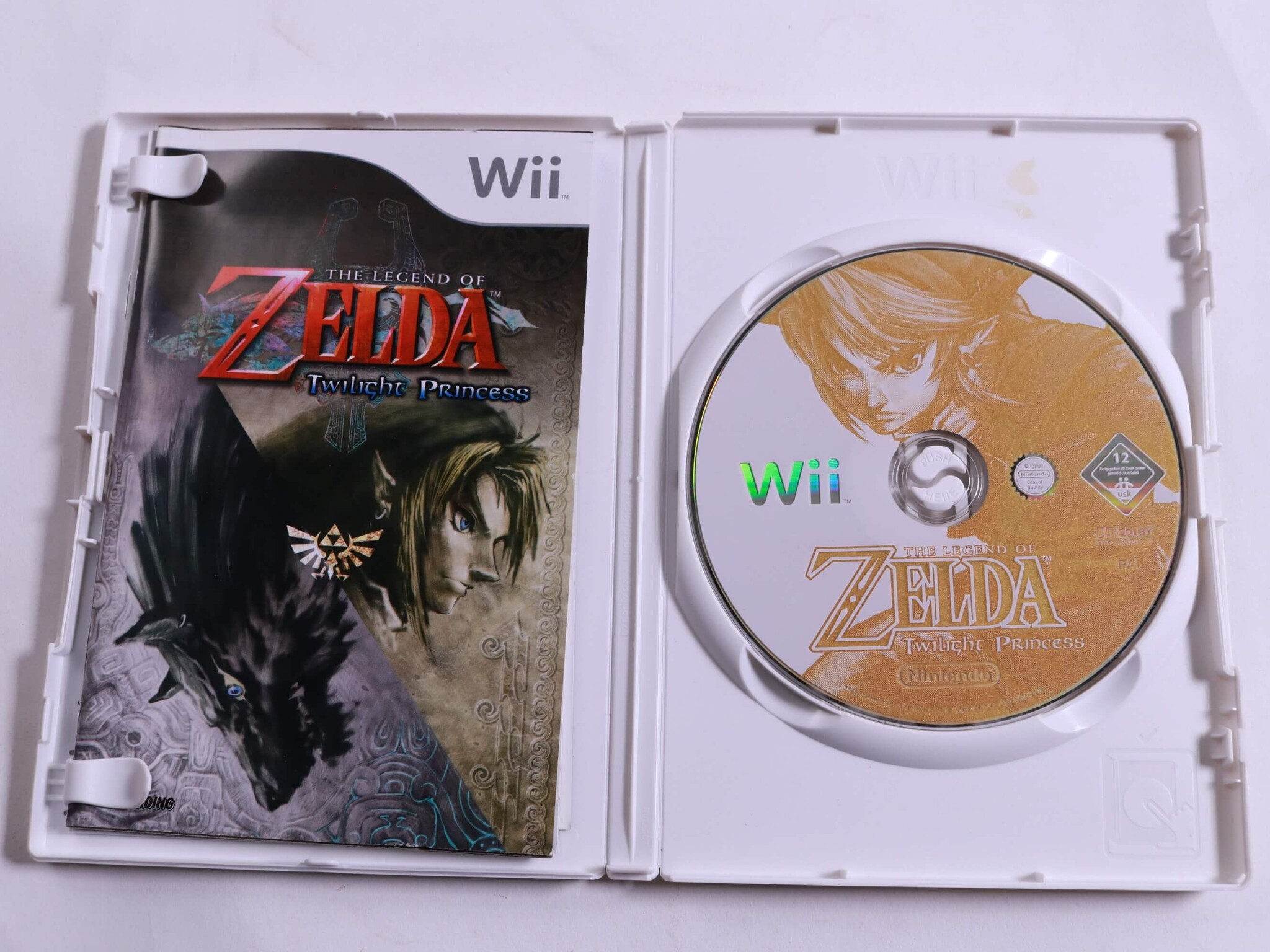 Wii - The Legend of Zelda: Twilight Princess - Nintendo - productfoto 2