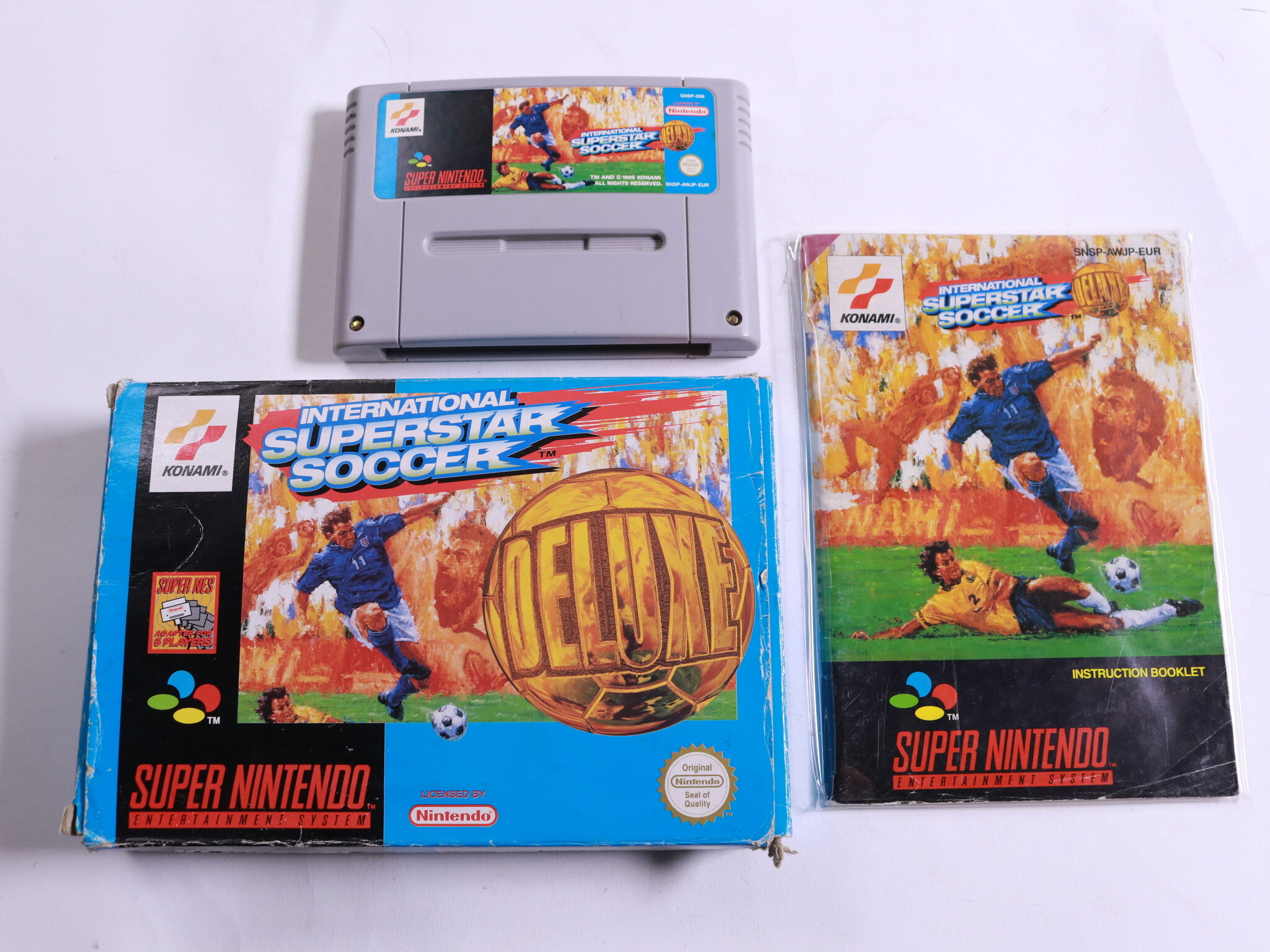 N64 - International Superstar Soccer 64 - Boxed CIB - Konami - productfoto 2