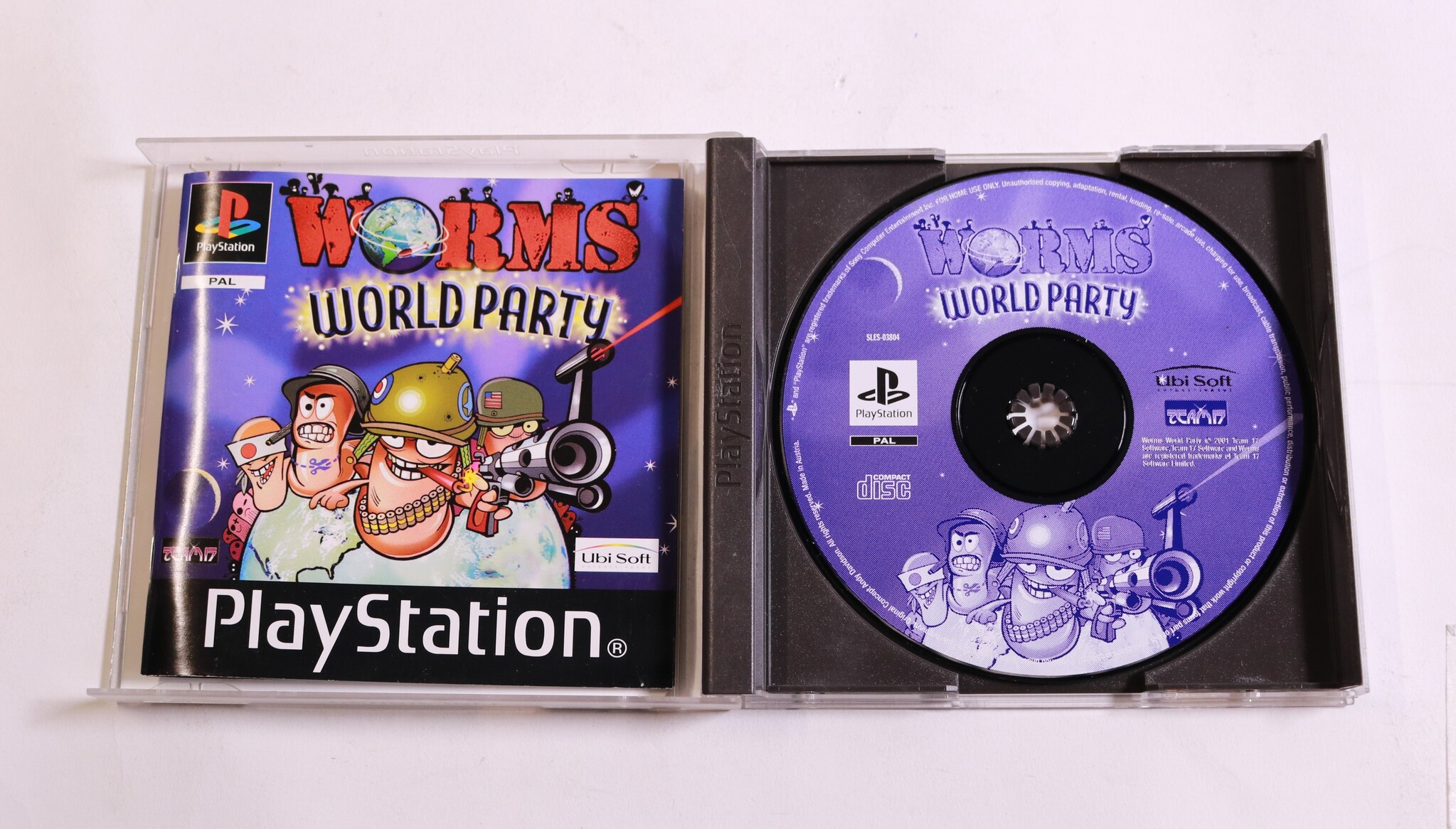 Playstation 1 - Worms World Party - productfoto 2