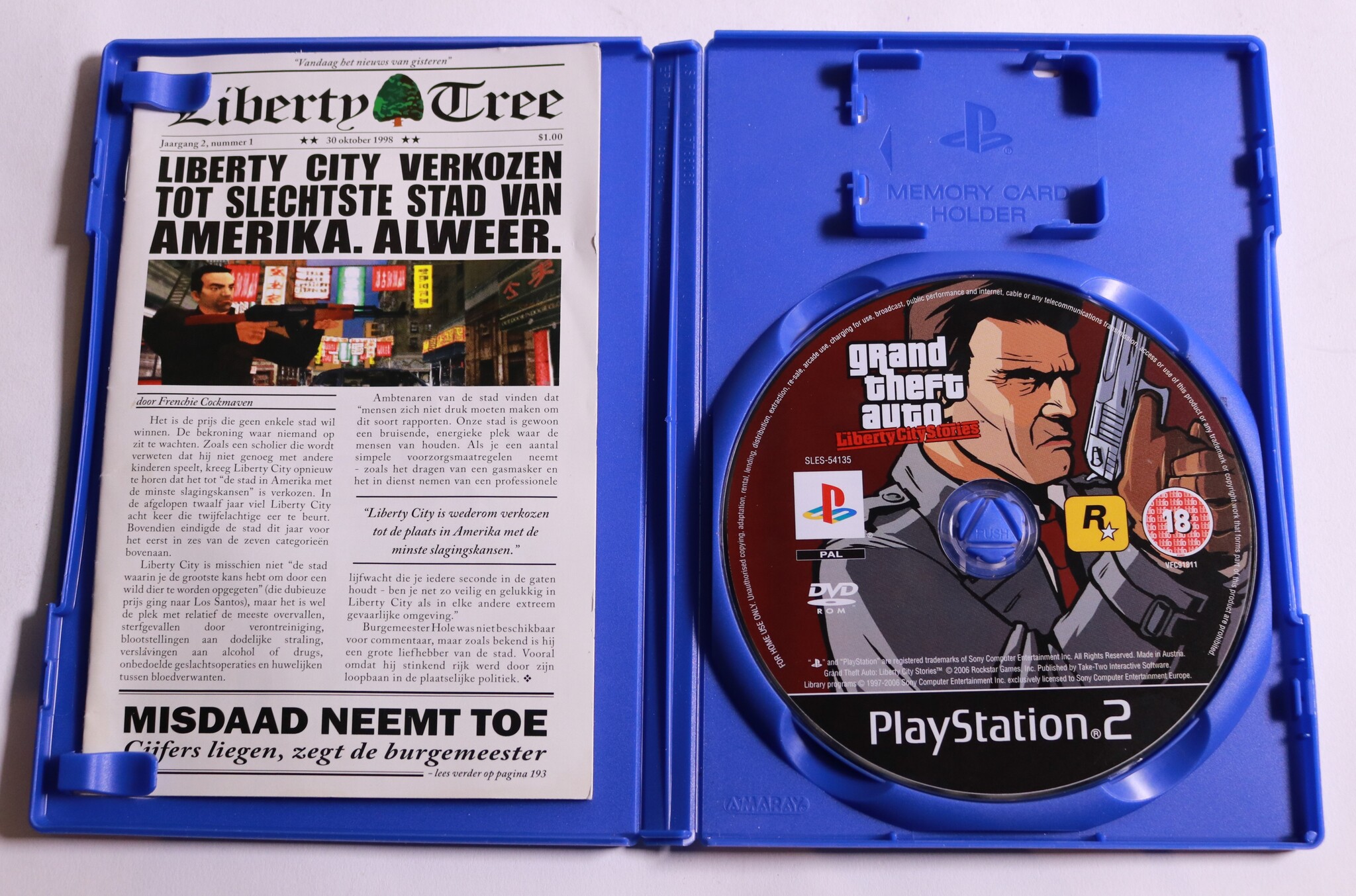 Playstation 2 - Grand Theft Auto: Liberty City Stories - productfoto 3