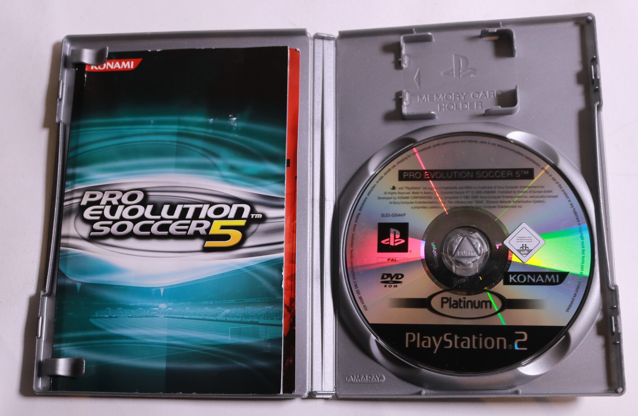Playstation 2 - Pro Evolution Soccer 5 [Platinum] - productfoto 2