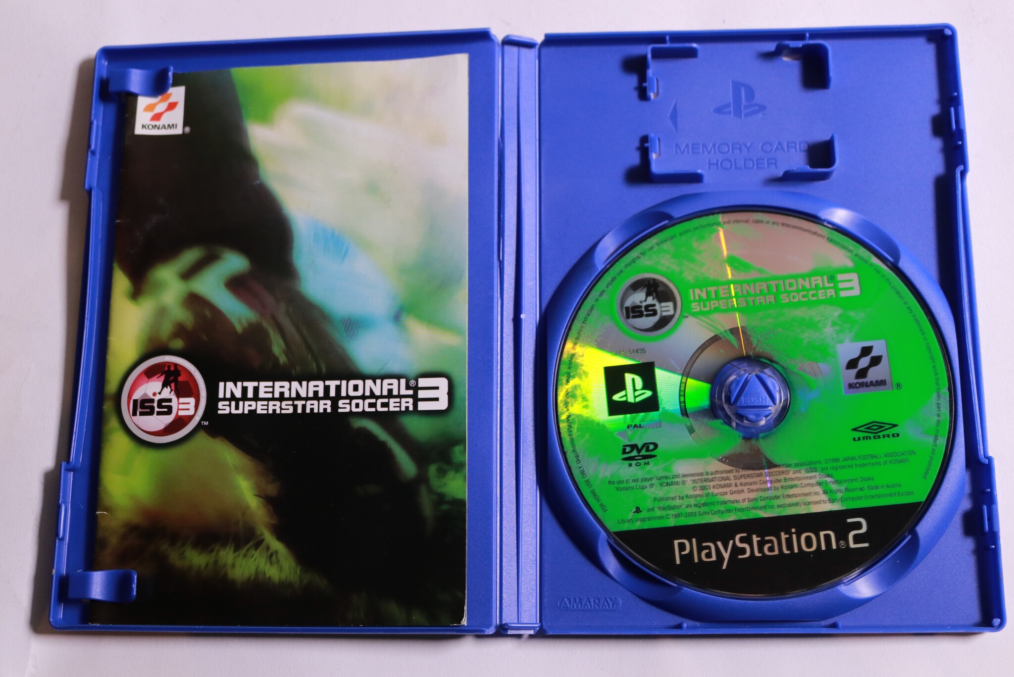 PlayStation 2 - International Superstar Soccer 3 - productfoto 2