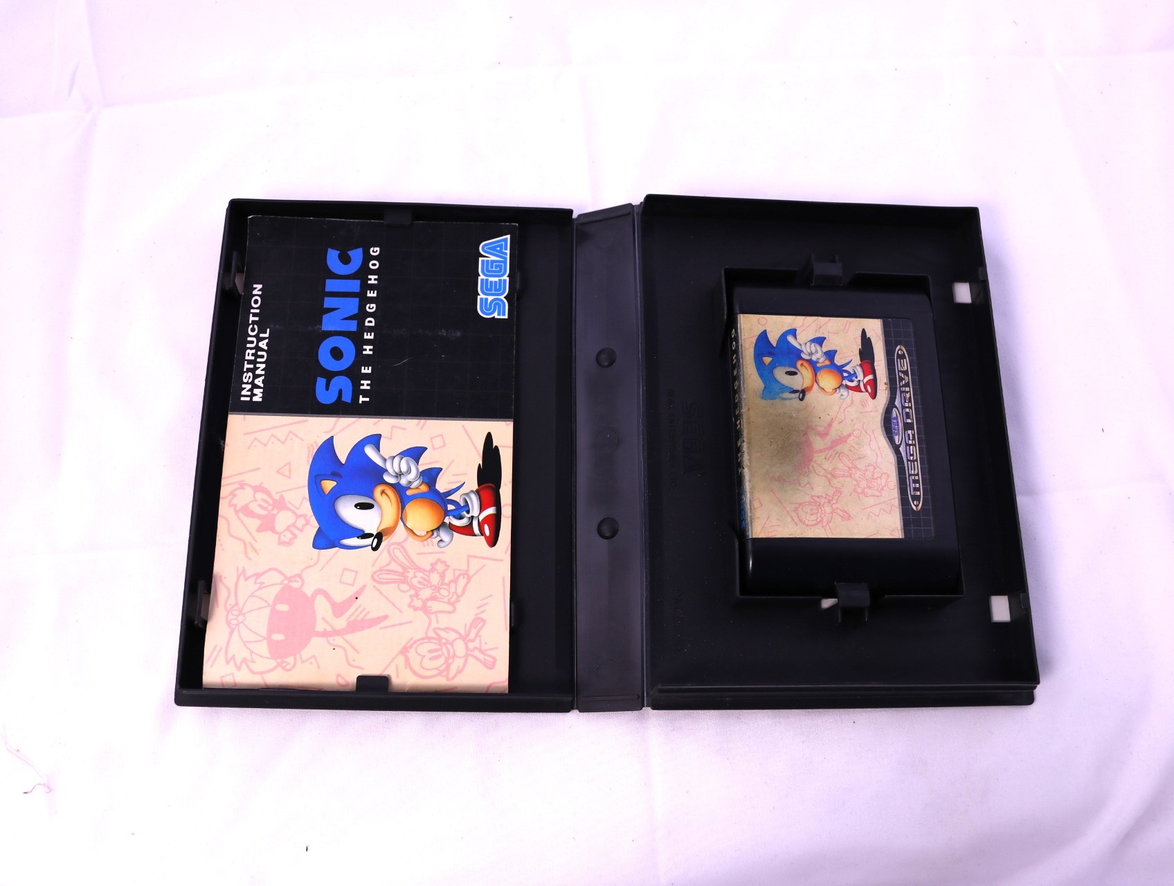 SEGA Mega Drive - Sonic the Hedgehog - Sega - productfoto 3