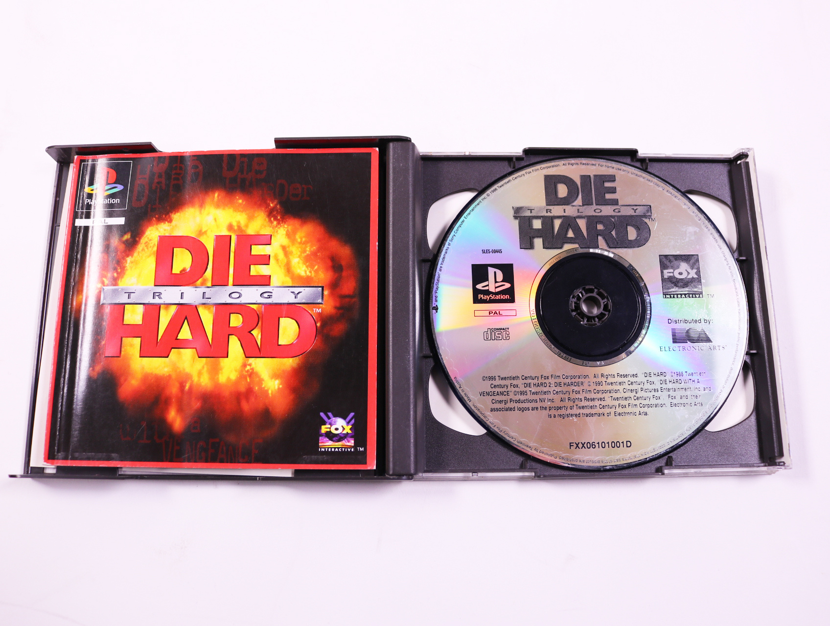 Playstation 1 - Die Hard Trilogy - productfoto 2