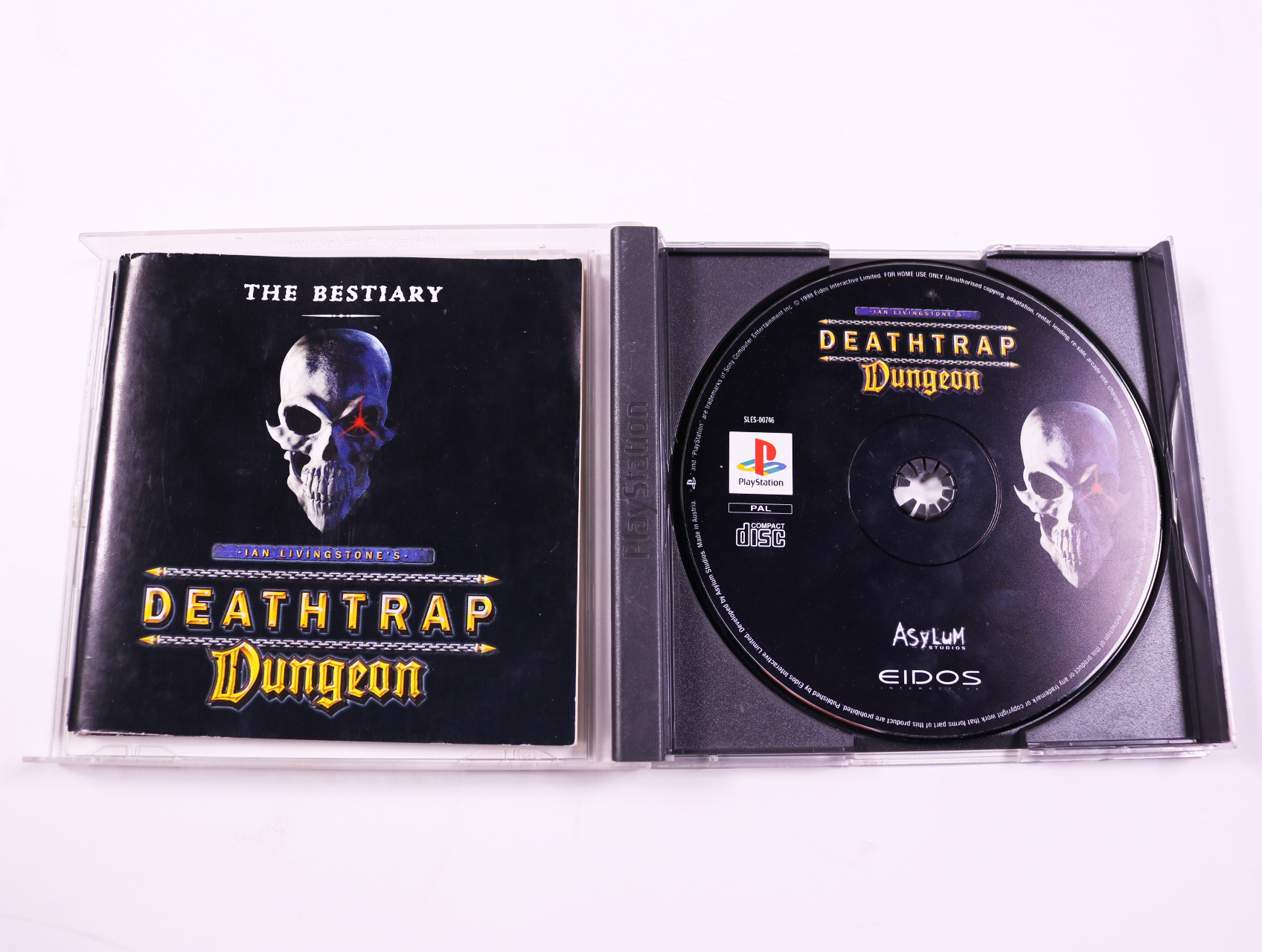 PlayStation 1 - Deathtrap Dungeon - productfoto 2