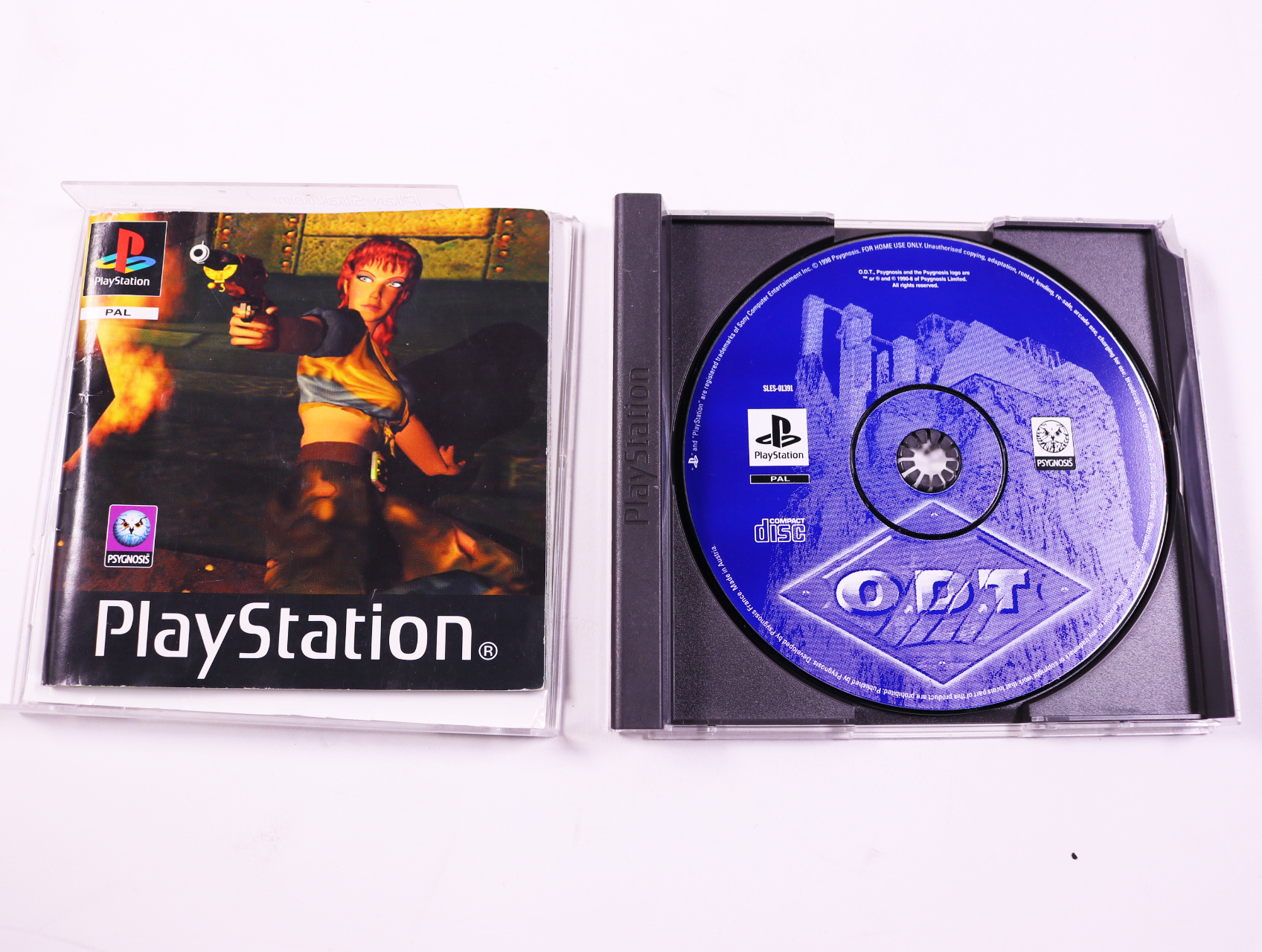 Playstation 1 - O.D.T.: Escape - productfoto 3
