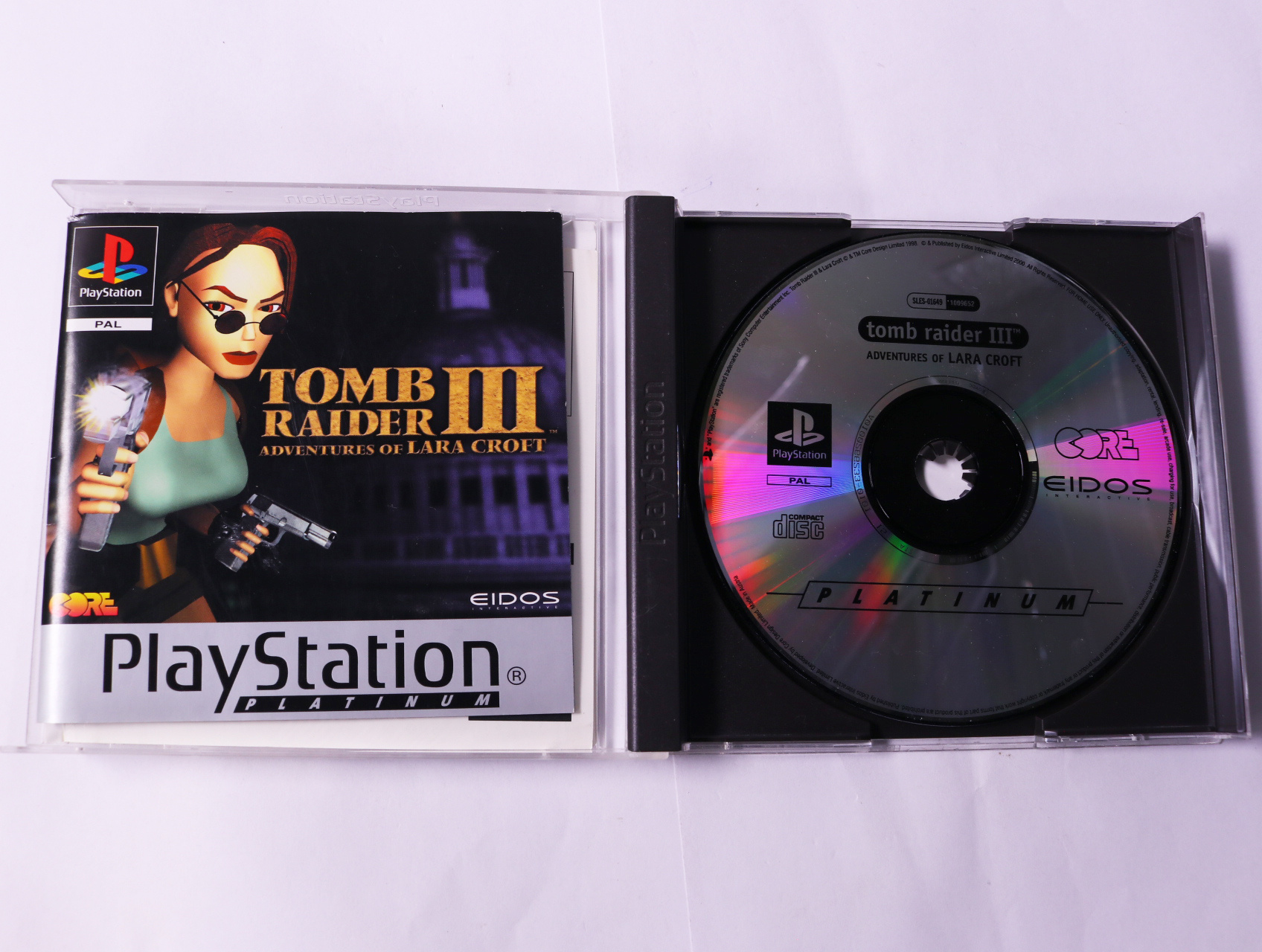Playstation 1 - Tomb Raider III [Platinum] - productfoto 2