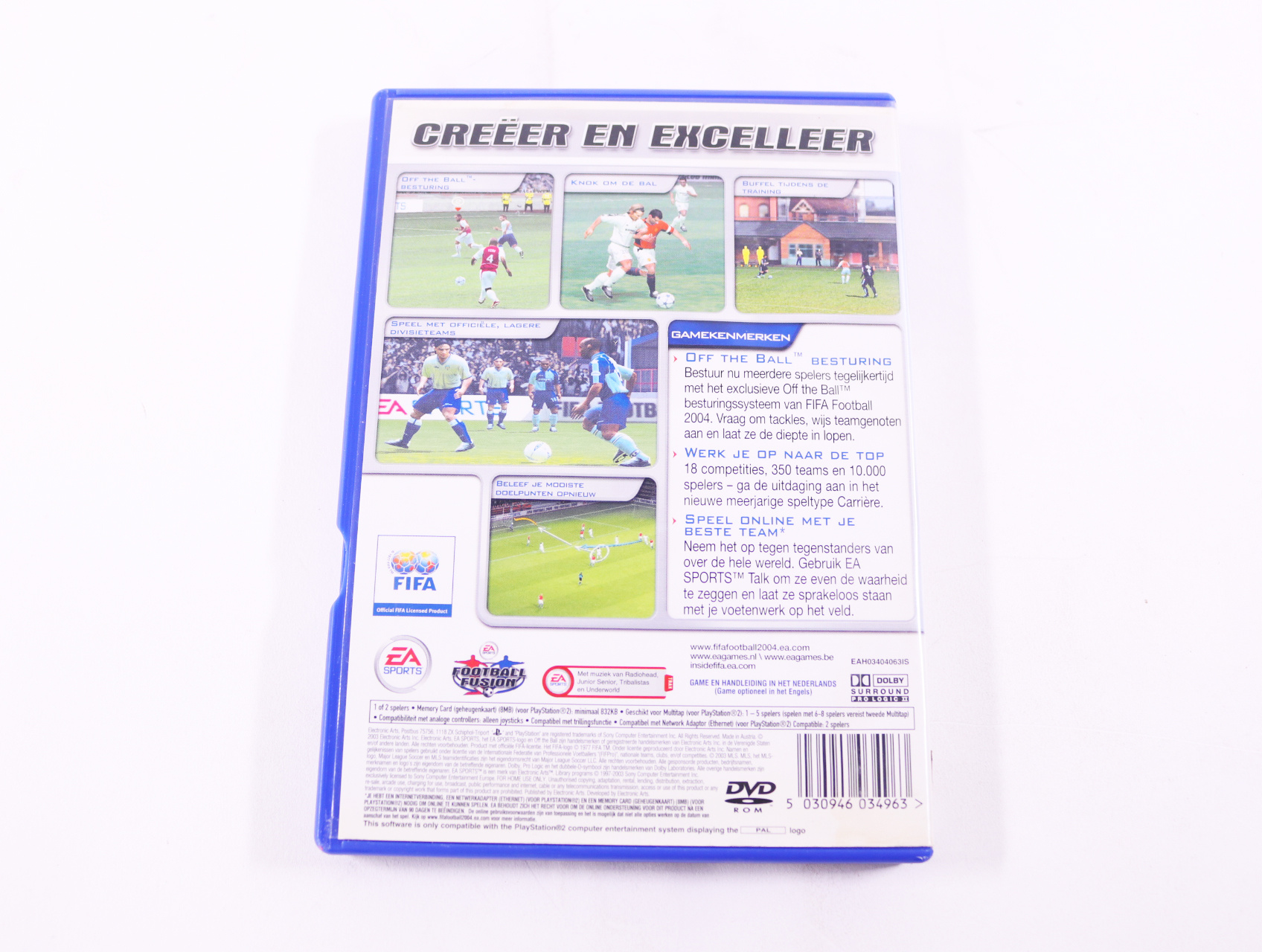 PlayStation 2 - FIFA Football 2004 - productfoto 2