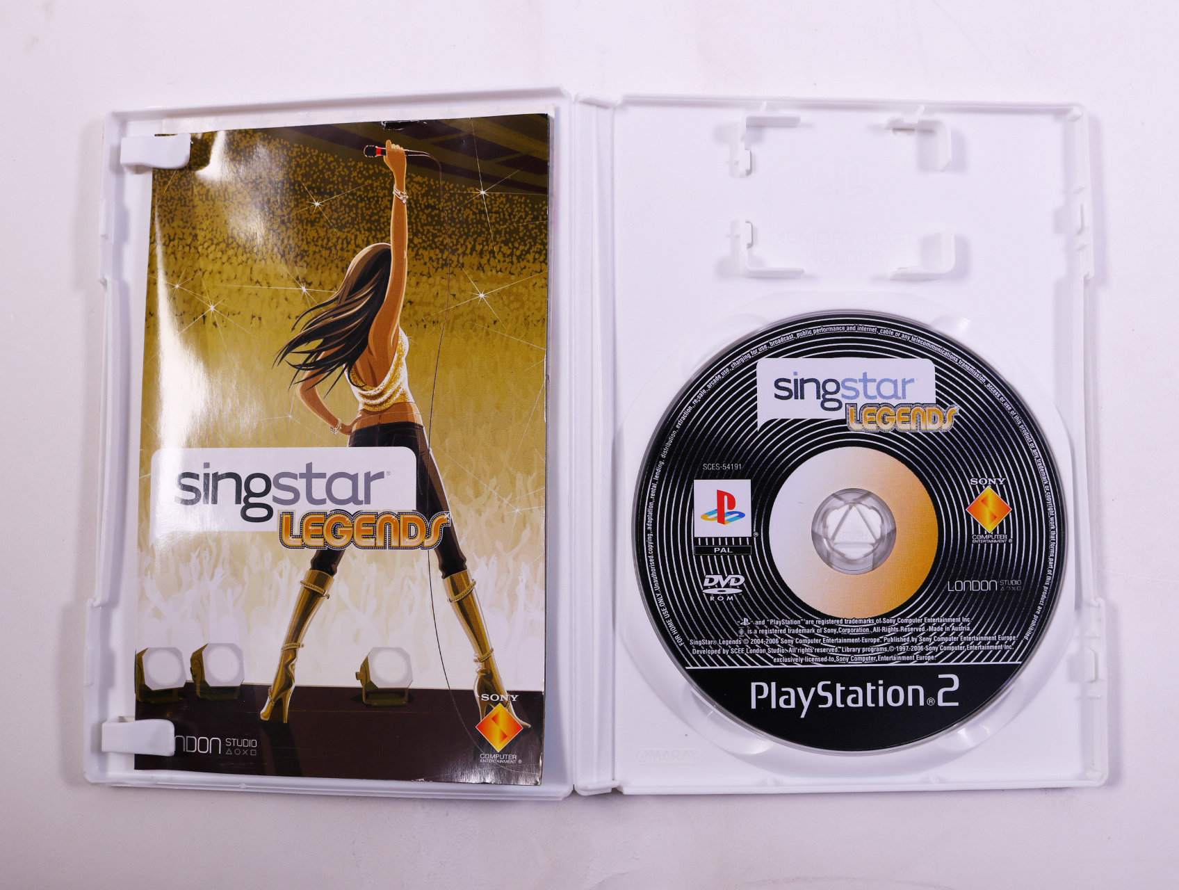Playstation 2 - SingStar Legends - productfoto 3