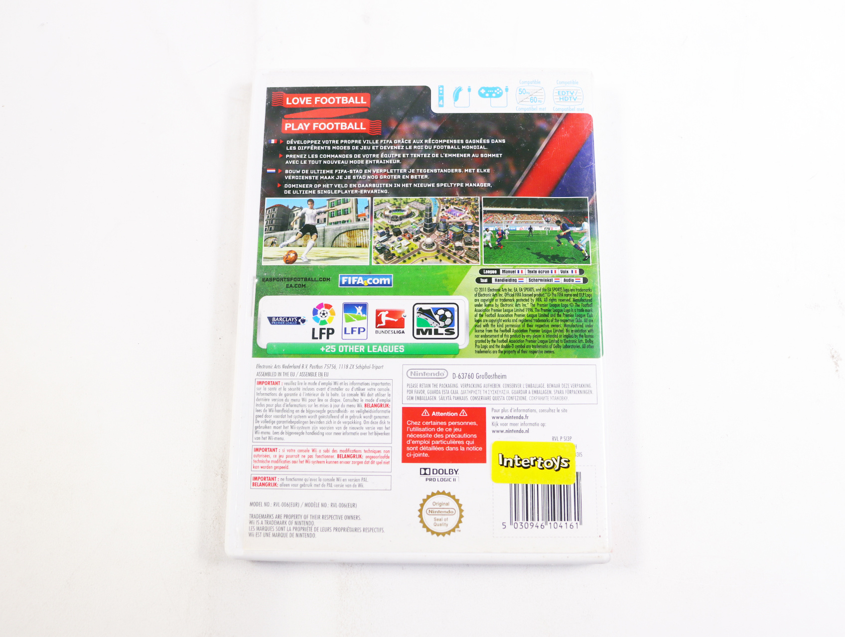 Wii - FIFA 12 - productfoto 2