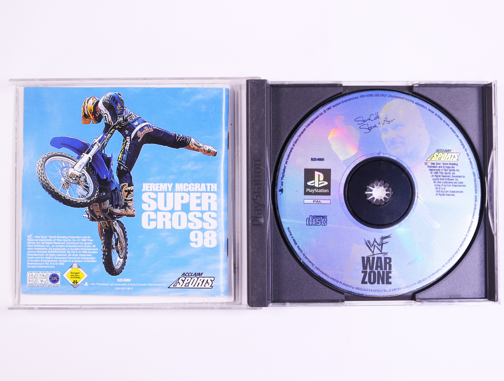 PlayStation 1 - WWF War Zone - productfoto 3