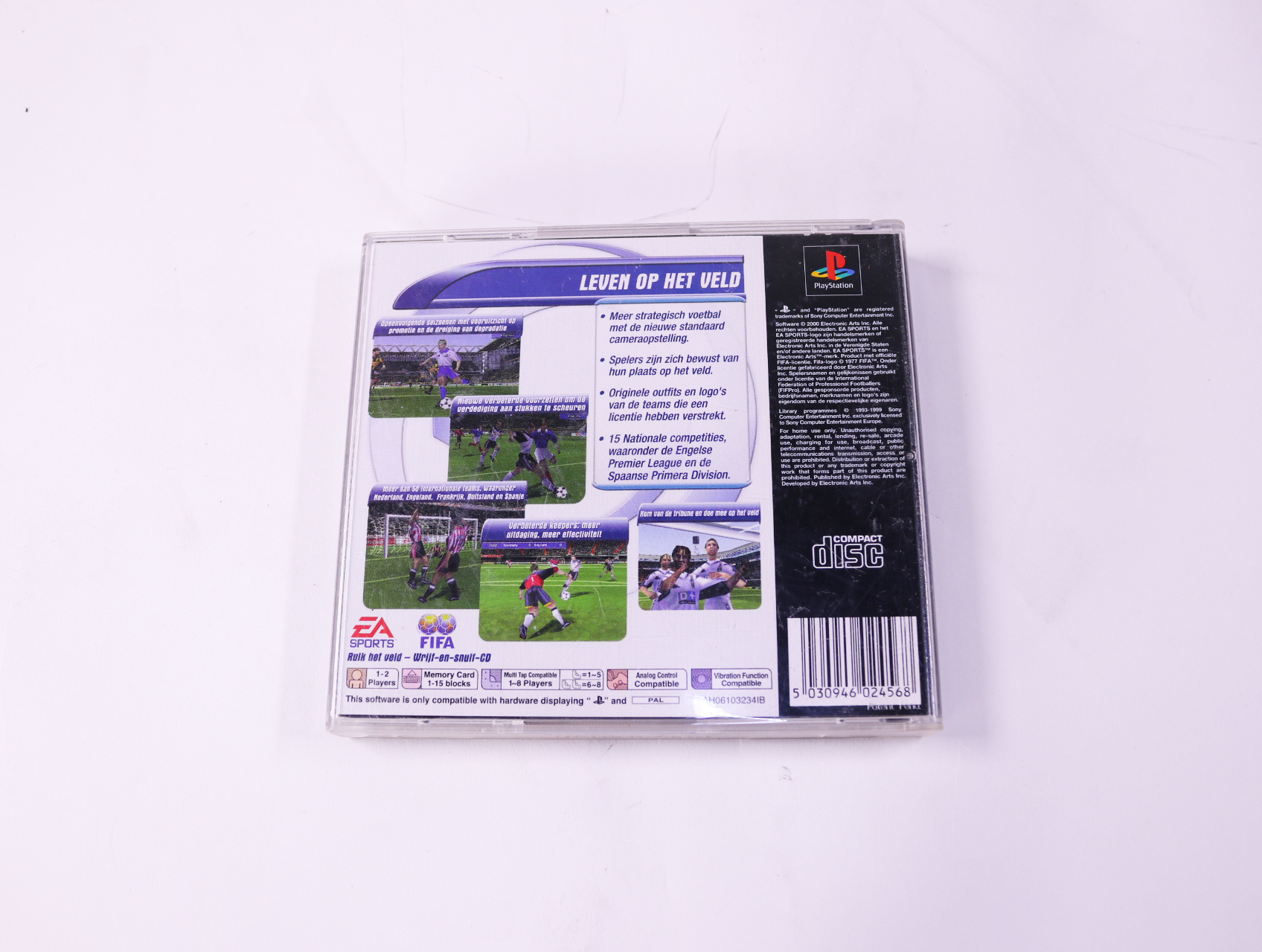 PlayStation 1 - FIFA 2001 - productfoto 3