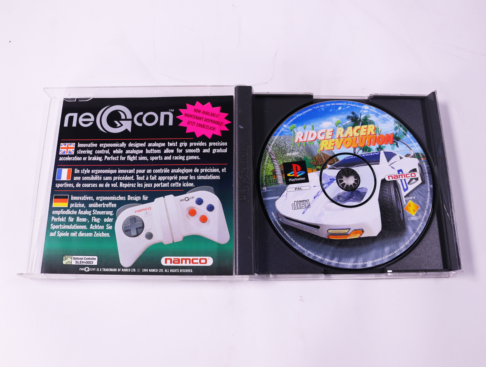 PlayStation 1 - Ridge Racer Revolution - productfoto 2