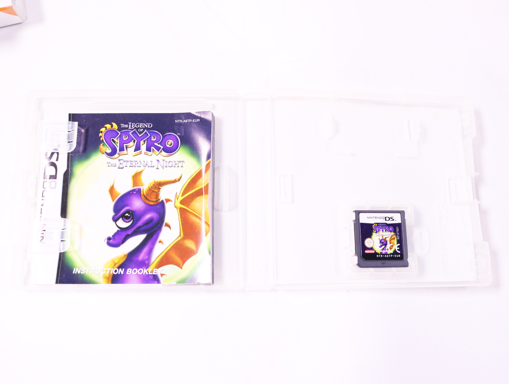 Nintendo DS - The Legend of Spyro: The Eternal Night - productfoto 3