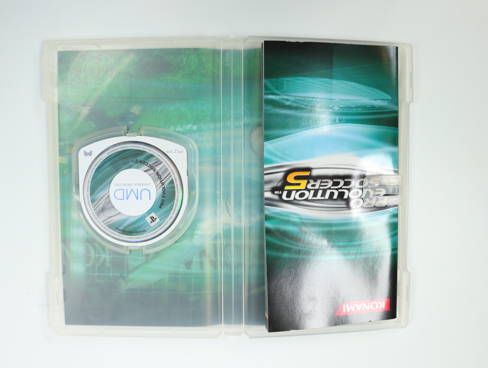 PSP - Pro Evolution Soccer 5 - Konami Computer Entertainment Tokyo - productfoto 3