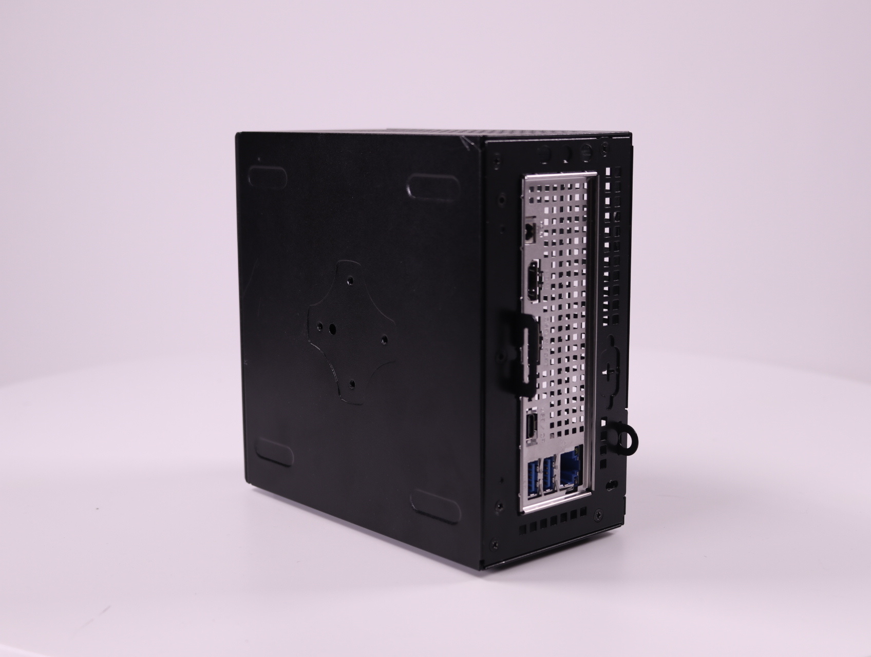 DeskMini X600 USB4 - productfoto 4
