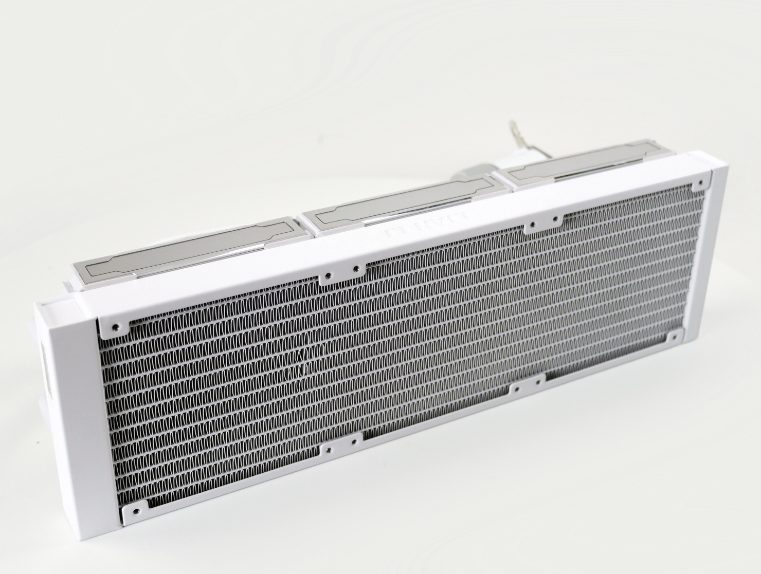 Galahad II 360 Trinity SL-INF - Wit - productfoto 3