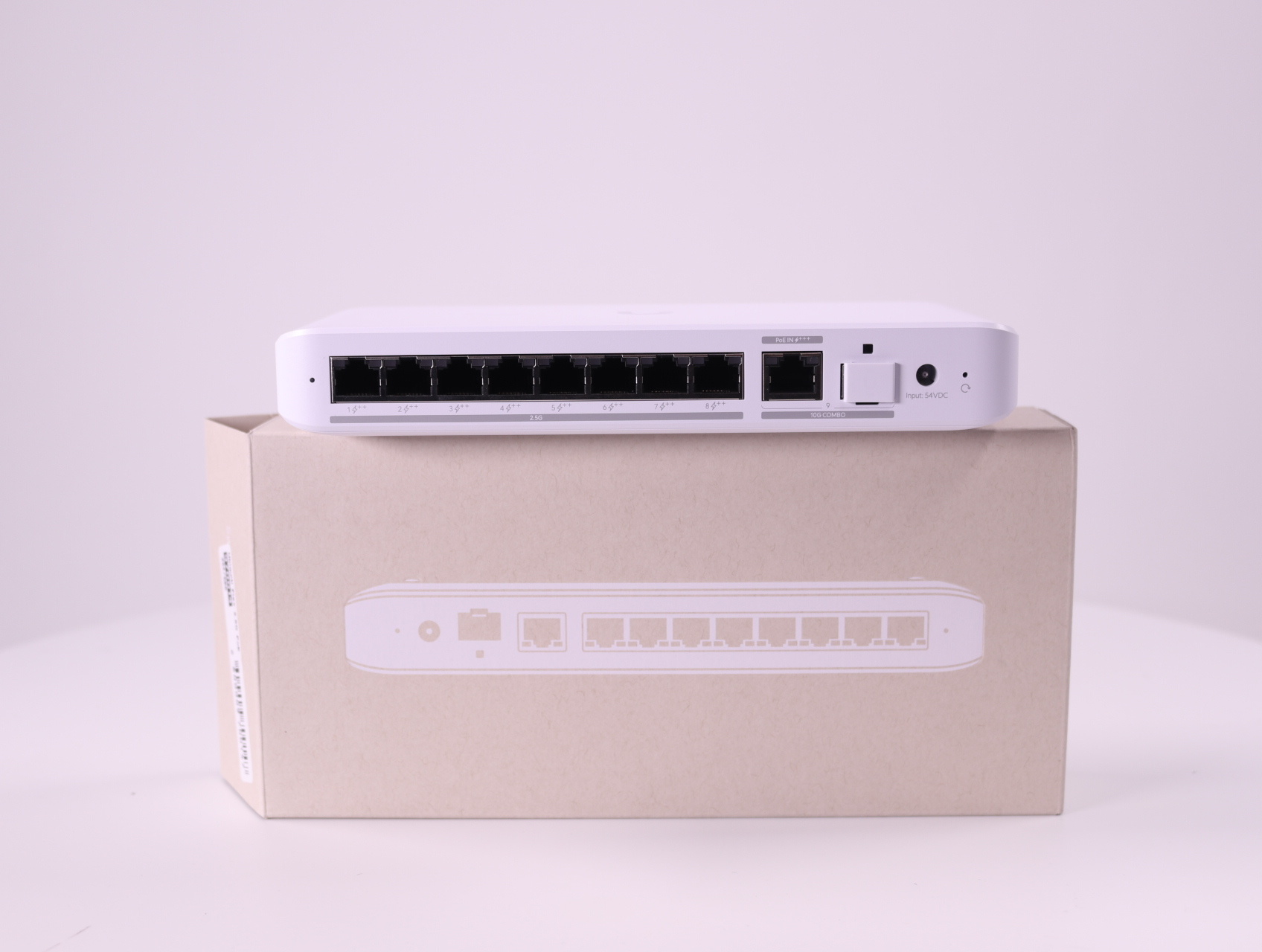 Flex 2.5G PoE netwerk switch - productfoto 2