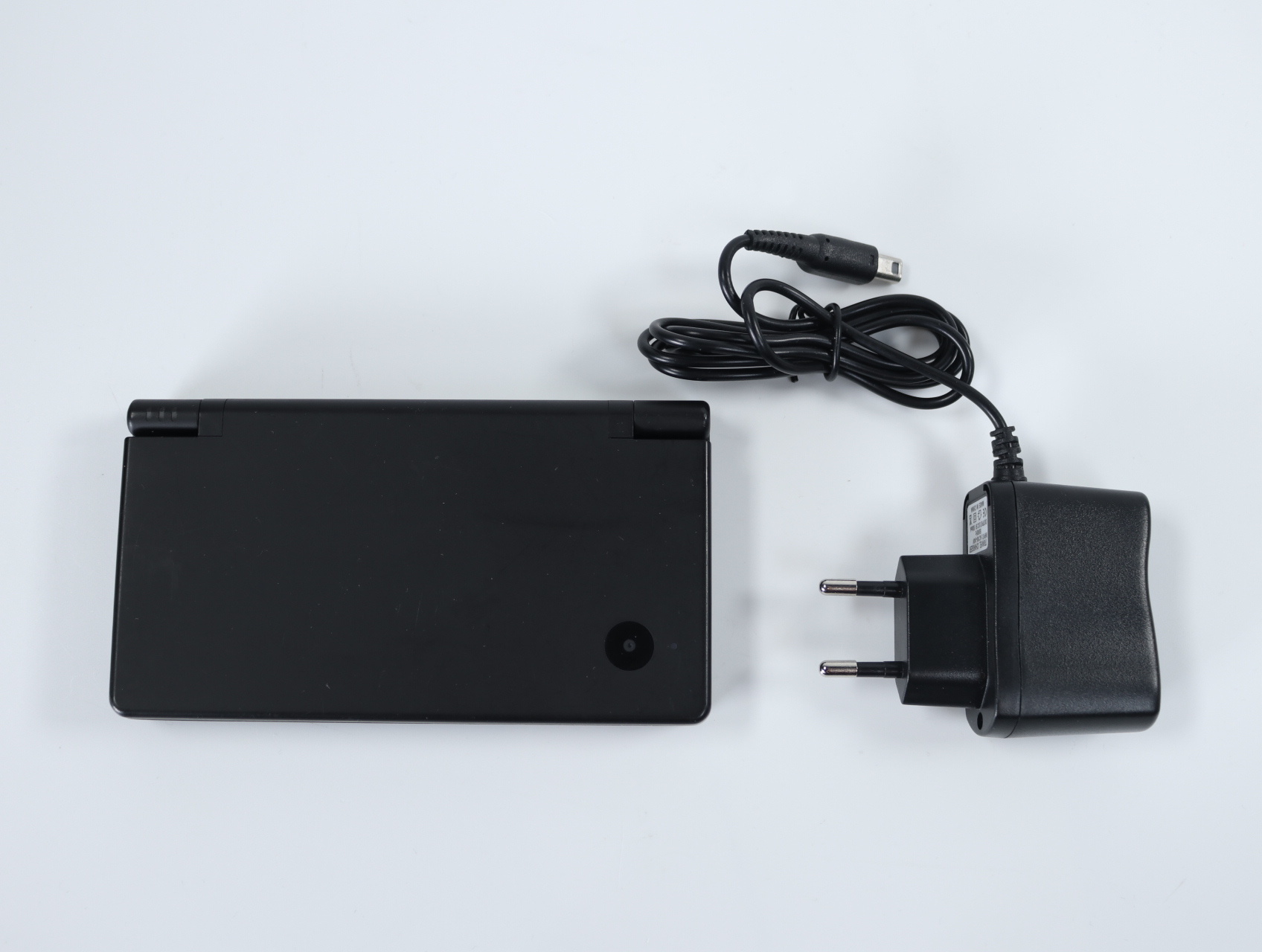 Nintendo DSi - Console [Zwart] - productfoto 2