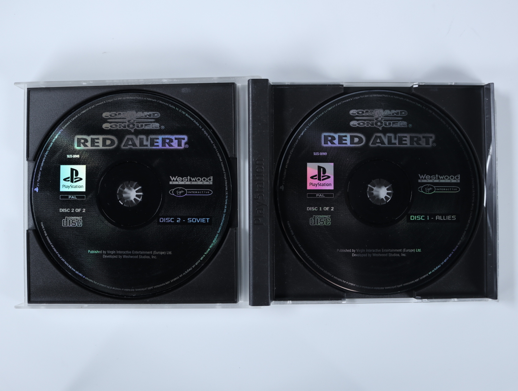 PlayStation 1 – Command & Conquer: Red Alert - productfoto 3