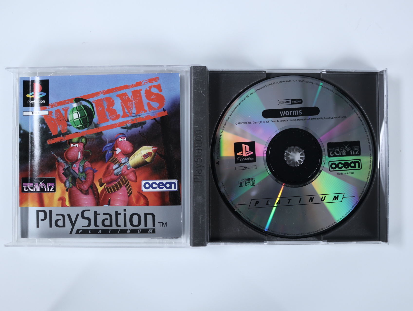 Playstation 1 - Worms [Platinum] - productfoto 3