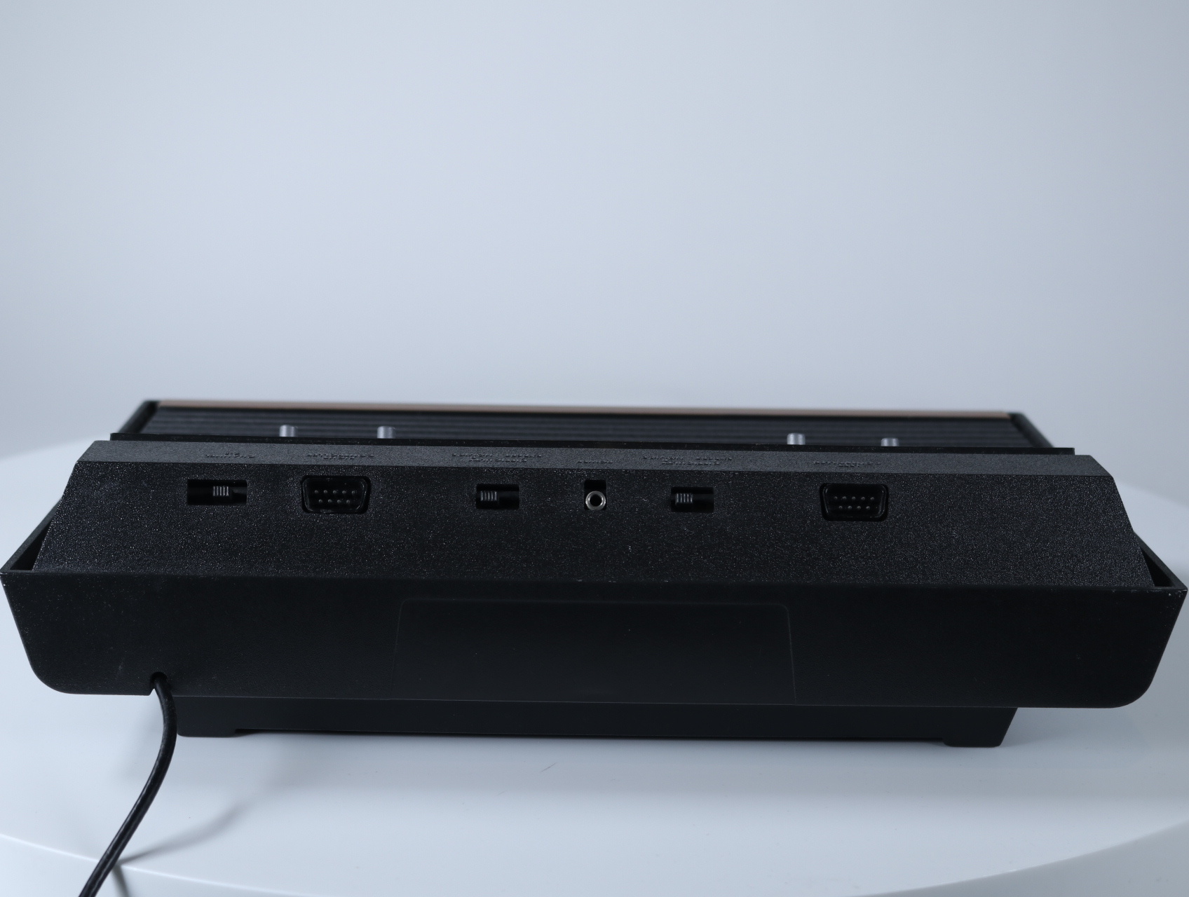 Atari 2600 - Console - 2600 Woody (CX-2600 AP) - Atari, Inc. - productfoto 3