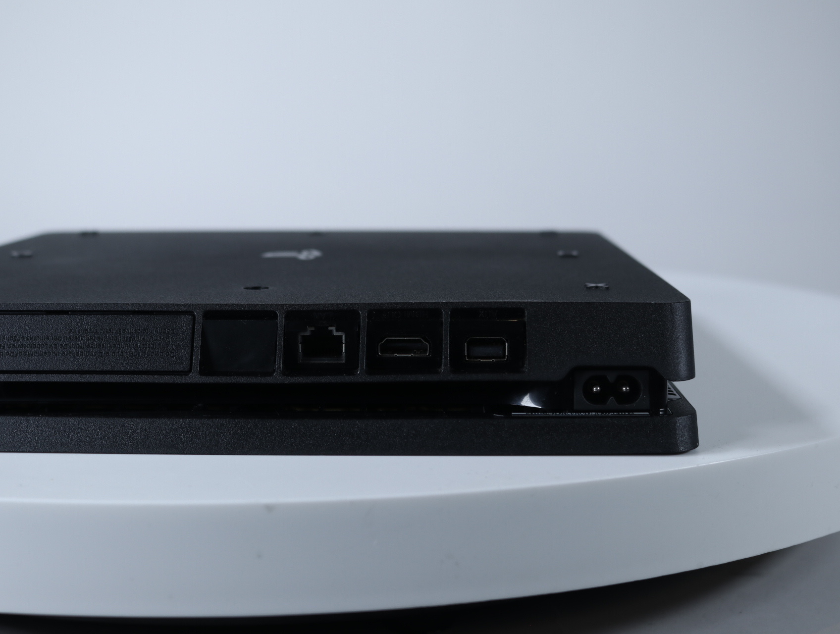 PlayStation 4 - Slim Console CUH-2216A 500GB - productfoto 3