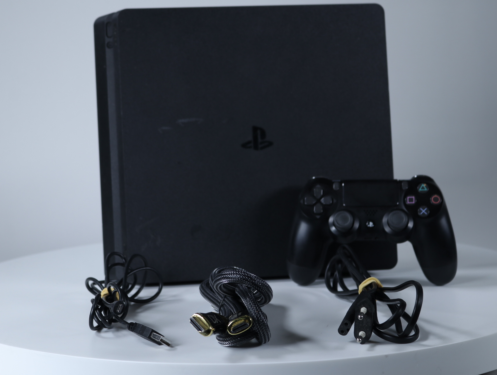 PlayStation 4 - Slim Console CUH-2216A 500GB - productfoto 4