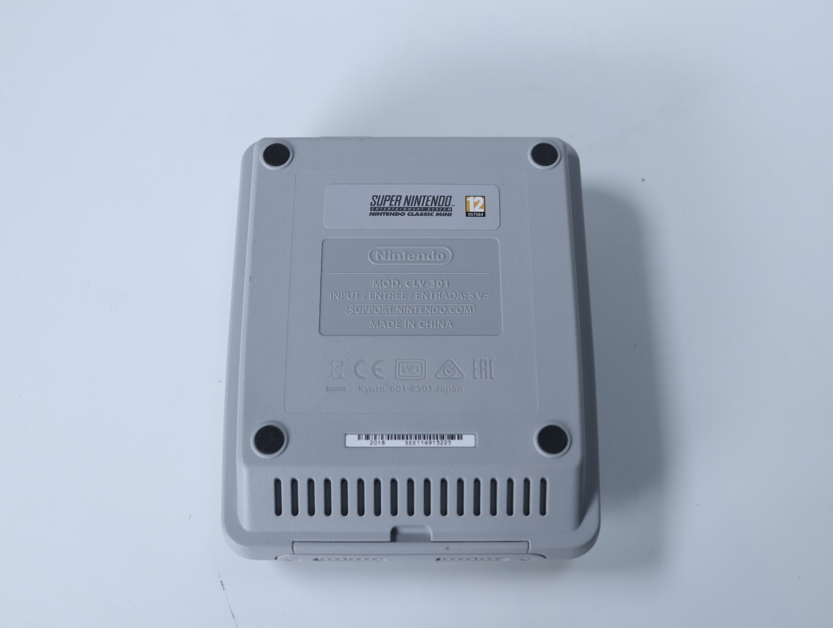 SNES - Super Nintendo Mini - productfoto 4