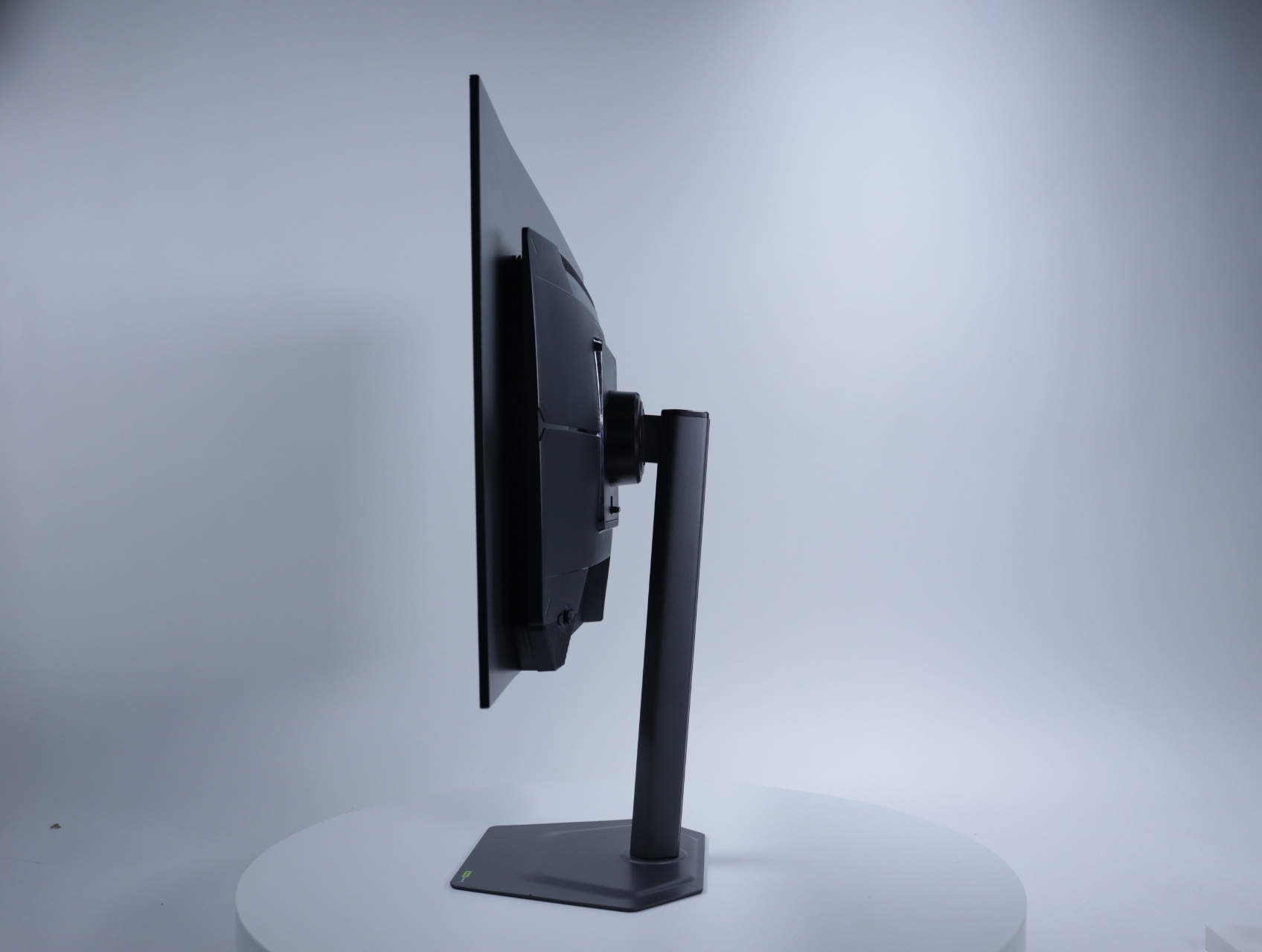 MO27Q28G | 27" | Quad HD | 280Hz | OLED -1 - productfoto 2
