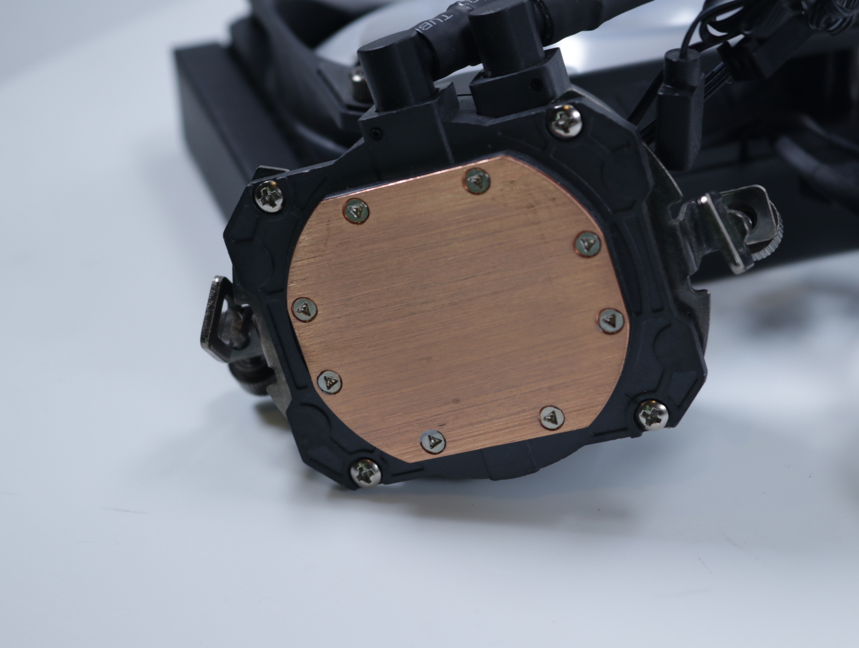 MasterLiquid ML240L V2 RGB (Socket AM4) [tweedekansje] - productfoto 3