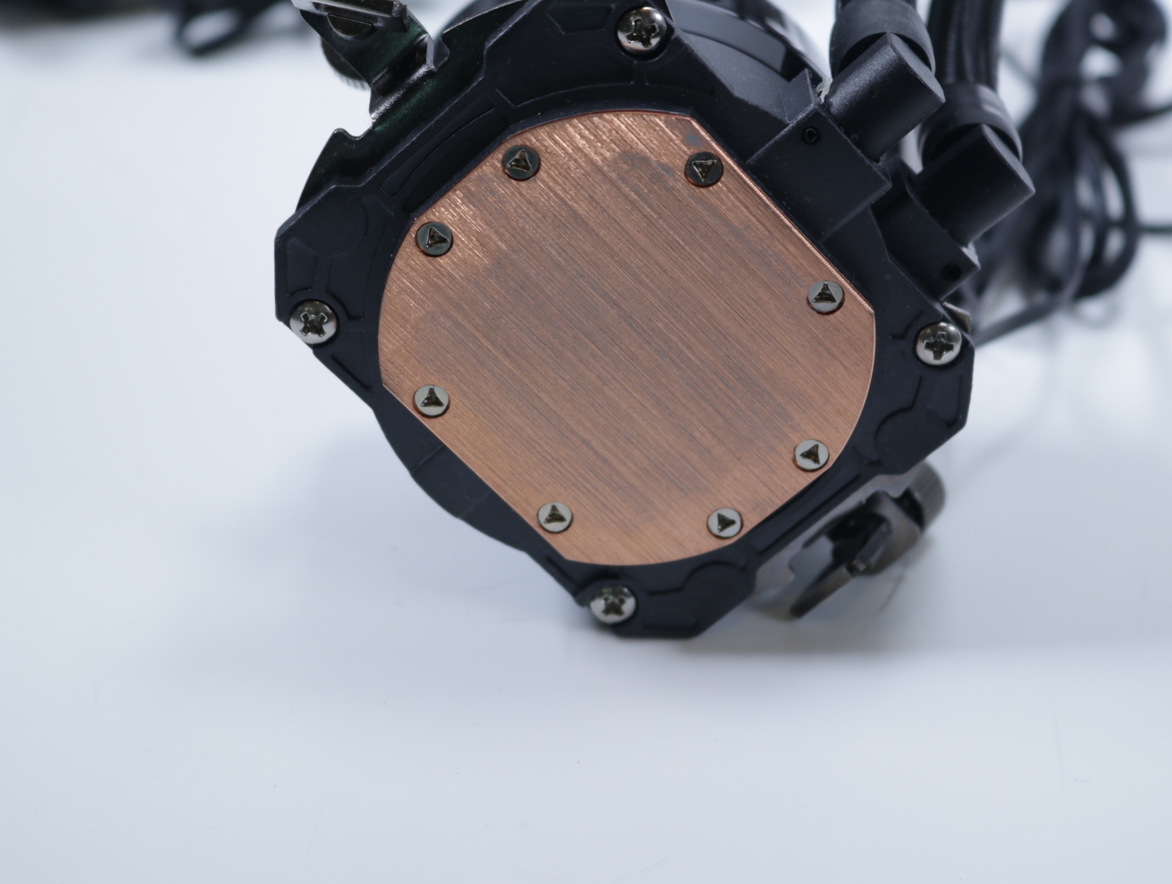 MasterLiquid ML240 illusion MasterLiquid ML240L V2 RGB (Socket AM4) [tweedekansje] - productfoto 2