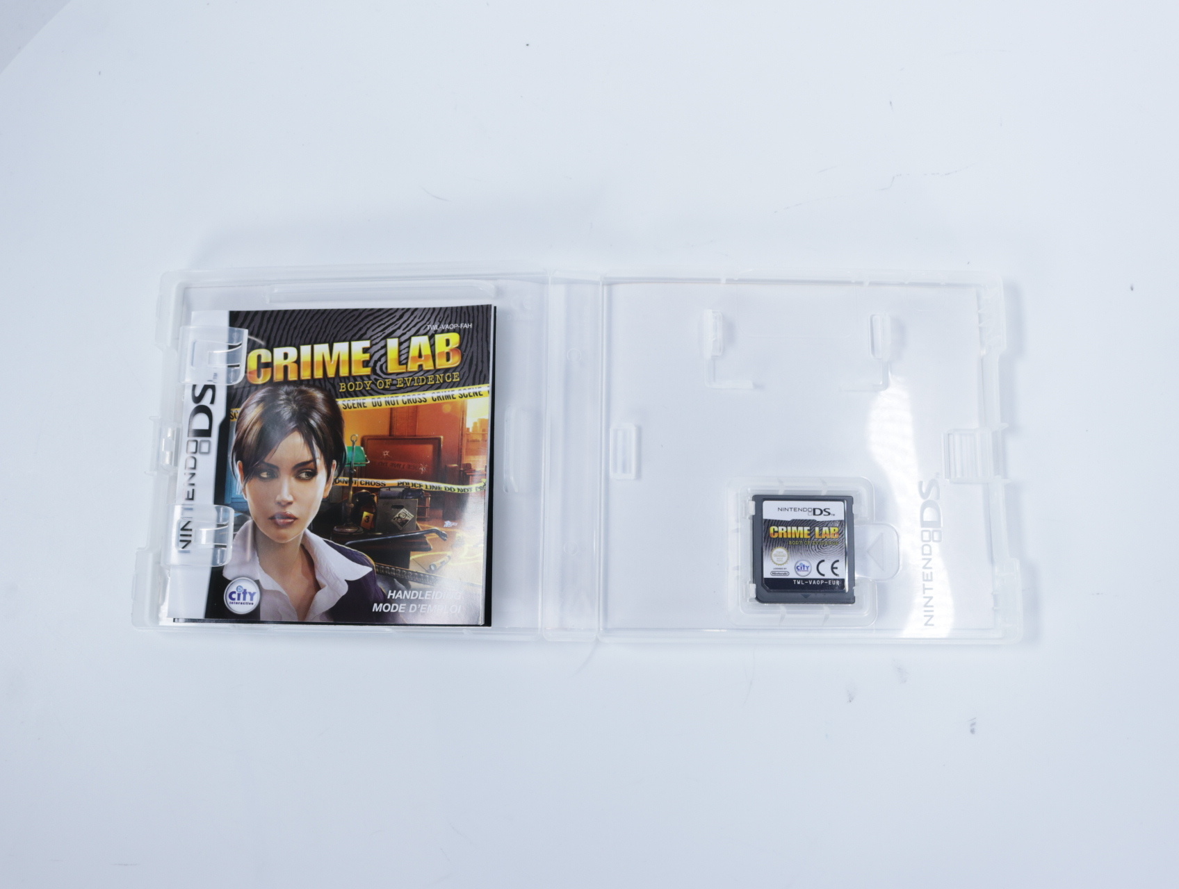 Nintendo DS - Crime Lab: Body of Evidence - City Interactive - productfoto 3