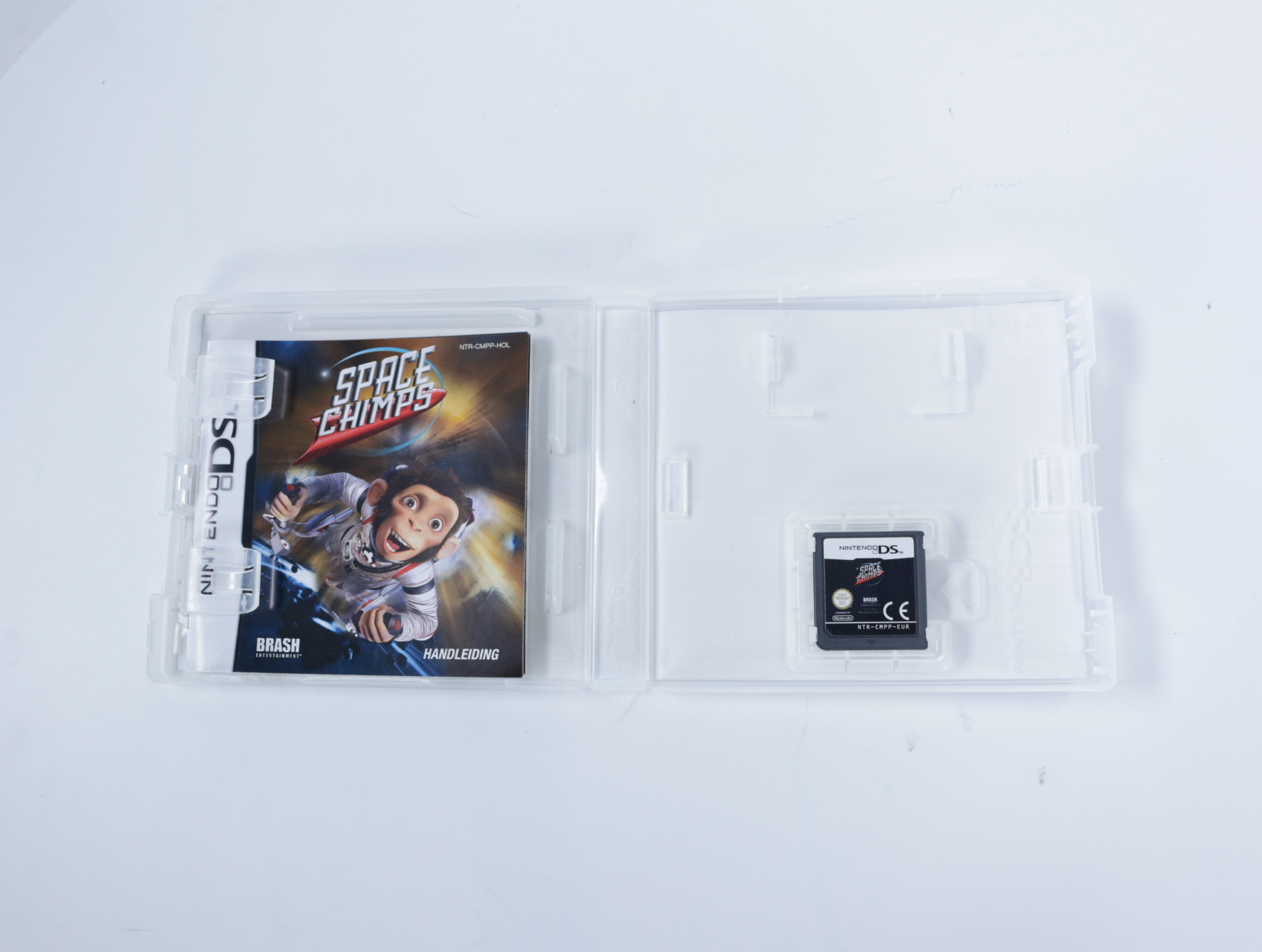 Nintendo DS - Space Chimps - productfoto 2