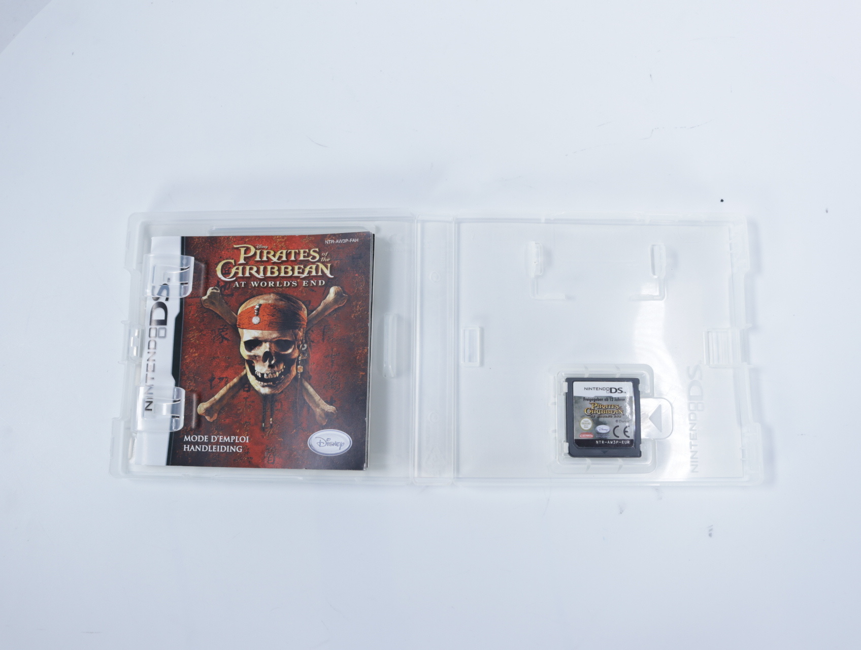 Nintendo DS - Pirates of the Caribbean: At World's End - Amaze Entertainment - productfoto 3