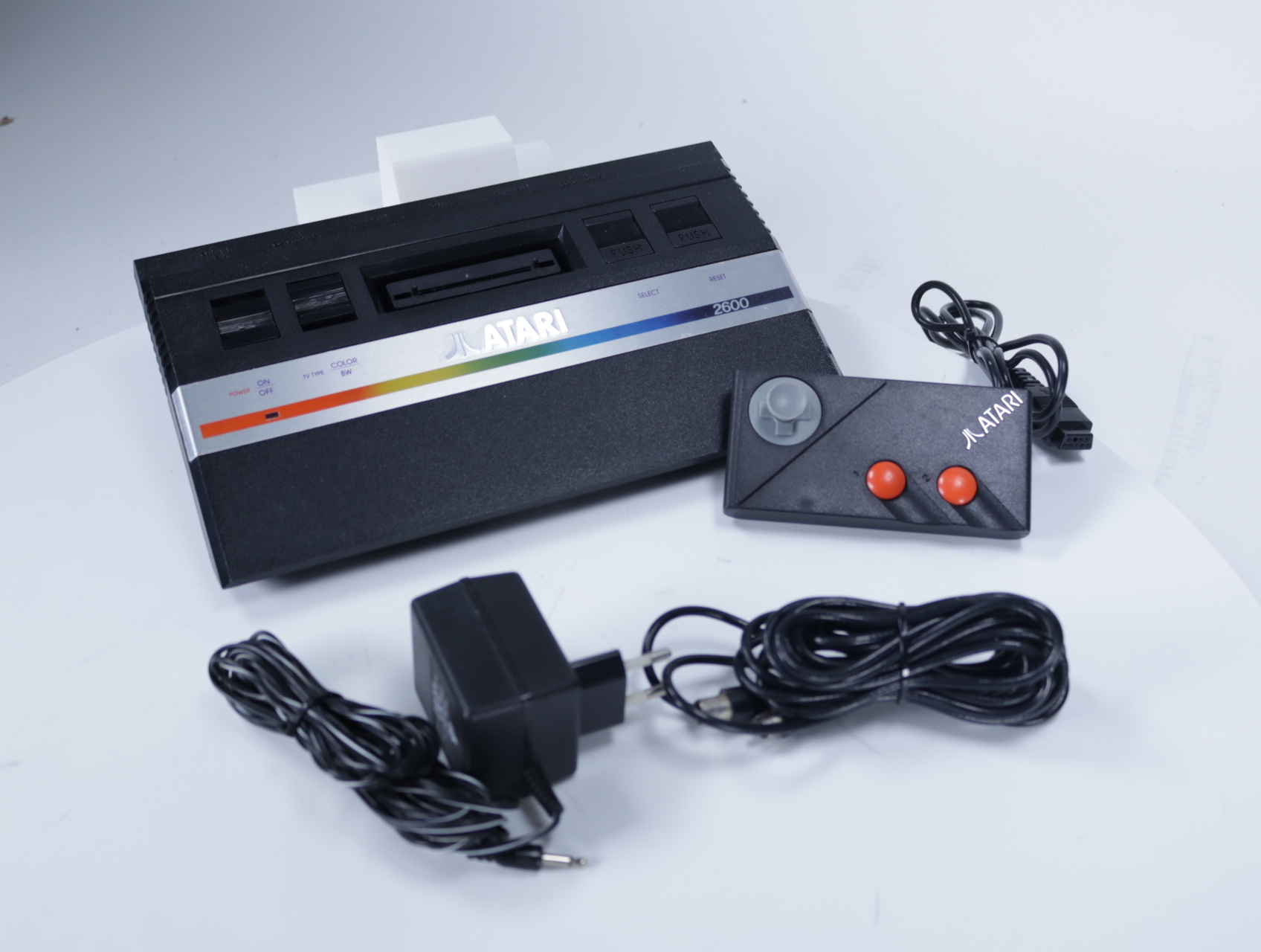 Atari 2600 - Video Computer System Complete #2 - Atari, Inc. - productfoto 2