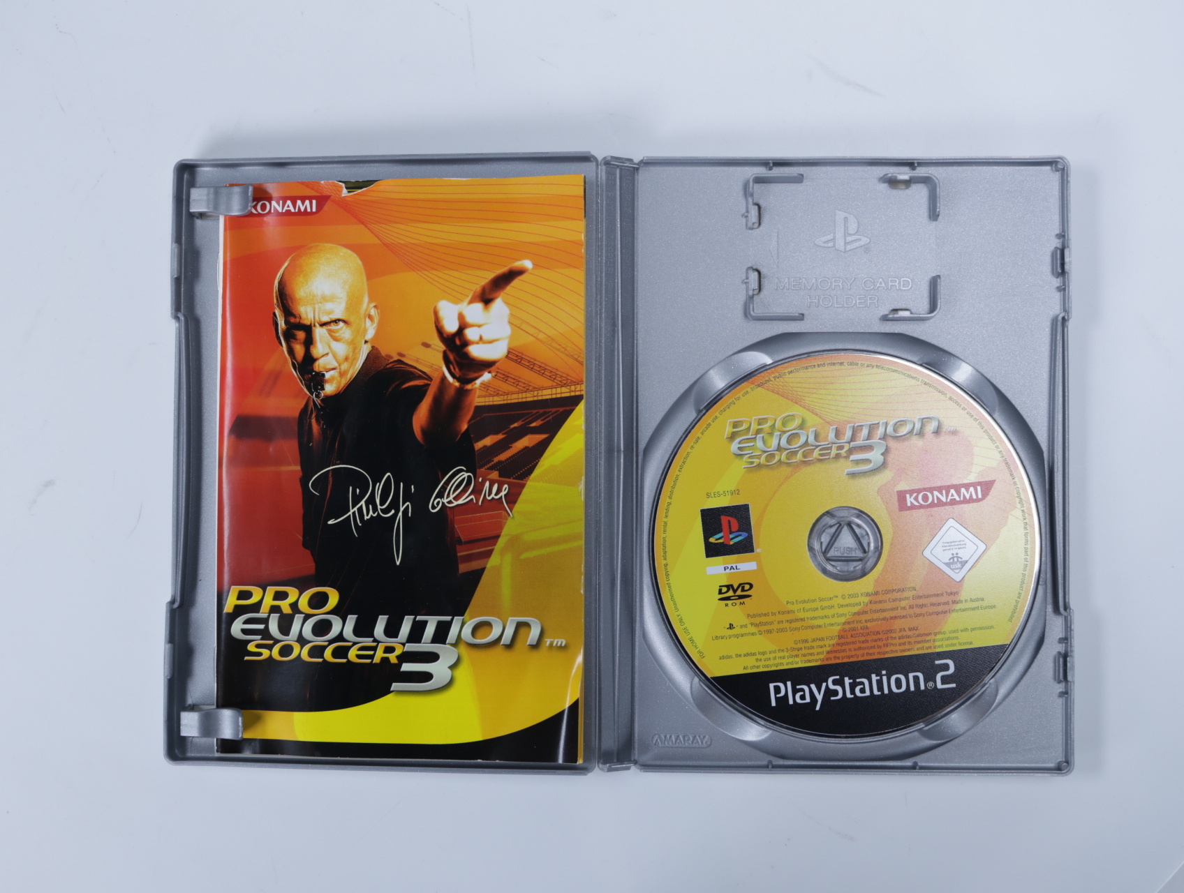 PlayStation 2 - Pro Evolution Soccer 3 - productfoto 2