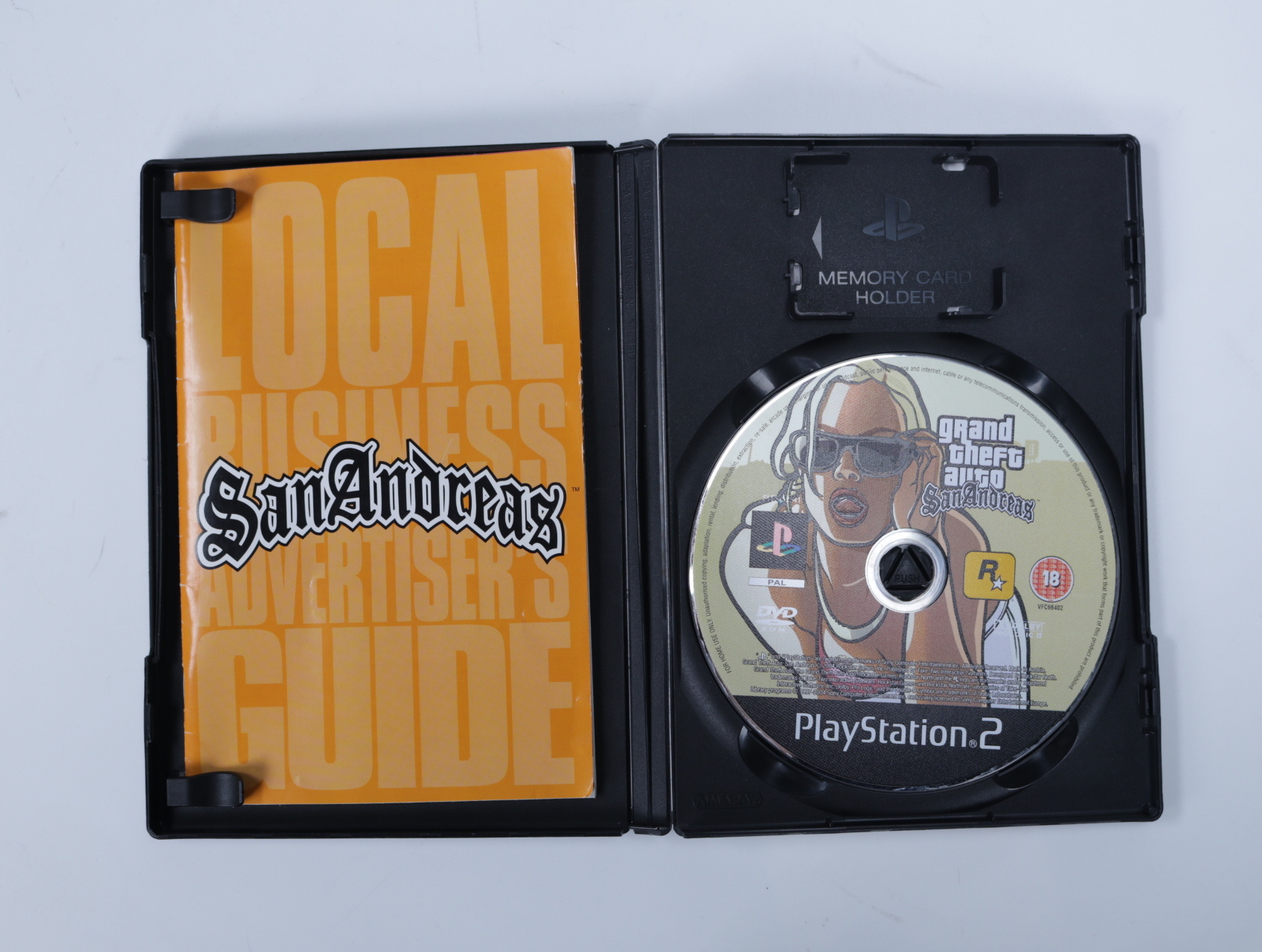 PlayStation 2 - Grand Theft Auto: San Andreas - productfoto 2